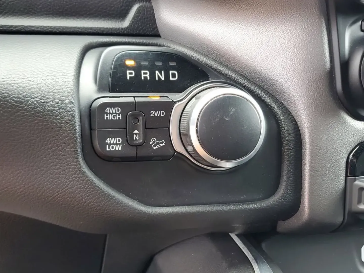 2019 Diamond Black Crystal Pearlcoat /Black Ram 2500 Big Horn (3C6UR5DJ3KG) with an V8, 6.4L engine, 8-speed automatic transmission, located at 6064 Gull Rd, Kalamazoo, MI, 49048, (269) 222-0088, 42.328388, -85.512924 - **Adventure Awaits with the 2019 Ram 2500 Tradesman Crew Cab Your Ultimate Workhorse and Family Companion!**<br /> <br /> Are you ready to elevate your lifestyle with a powerful truck that meets all your needs? The 2019 Ram 2500 Tradesman Crew Cab SWB 4WD is perfect for those who crave adventure, w - Photo#26