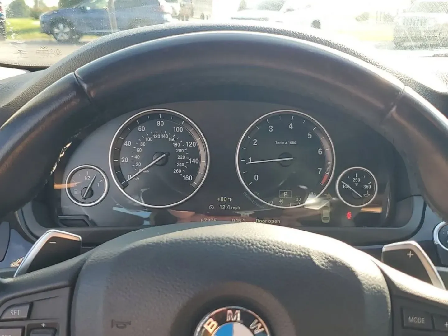 2016 Space Gray Metallic /BLACK BMW 5 series 528i (WBA5A5C55GG) with an 4 Cyl, 2.0L engine, 8-speed automatic transmission, located at 6064 Gull Rd, Kalamazoo, MI, 49048, (269) 222-0088, 42.328388, -85.512924 - Experience the perfect blend of luxury and practicality with this stunning 2016 BMW 5-Series 528i, available now at AutoMaxx - Kalamazoo! Picture yourself cruising through the vibrant streets of Kalamazoo, MI, whether you're commuting to work, enjoying a weekend getaway, or simply looking to elevate - Photo#19