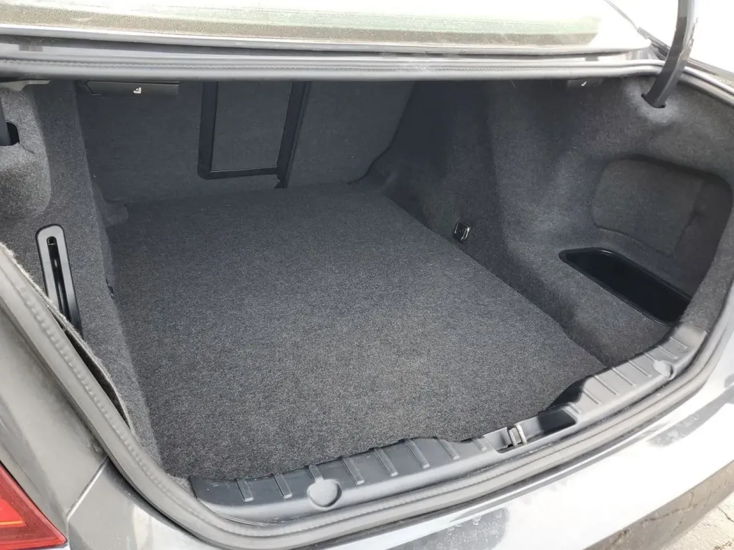 2016 Space Gray Metallic /Black BMW 5 series 528i (WBA5A5C55GG) with an 4 Cyl, 2.0L engine, 8-speed automatic transmission, located at 6064 Gull Rd, Kalamazoo, MI, 49048, (269) 222-0088, 42.328388, -85.512924 - **Discover the Perfect Blend of Luxury and Performance with the 2016 BMW 528i Your Ideal Daily Driver!**<br /> <br /> Are you on the hunt for a luxurious yet practical vehicle that enhances your daily commute while offering the performance you crave? Look no further than the stunning 2016 BMW 528i, - Photo#5