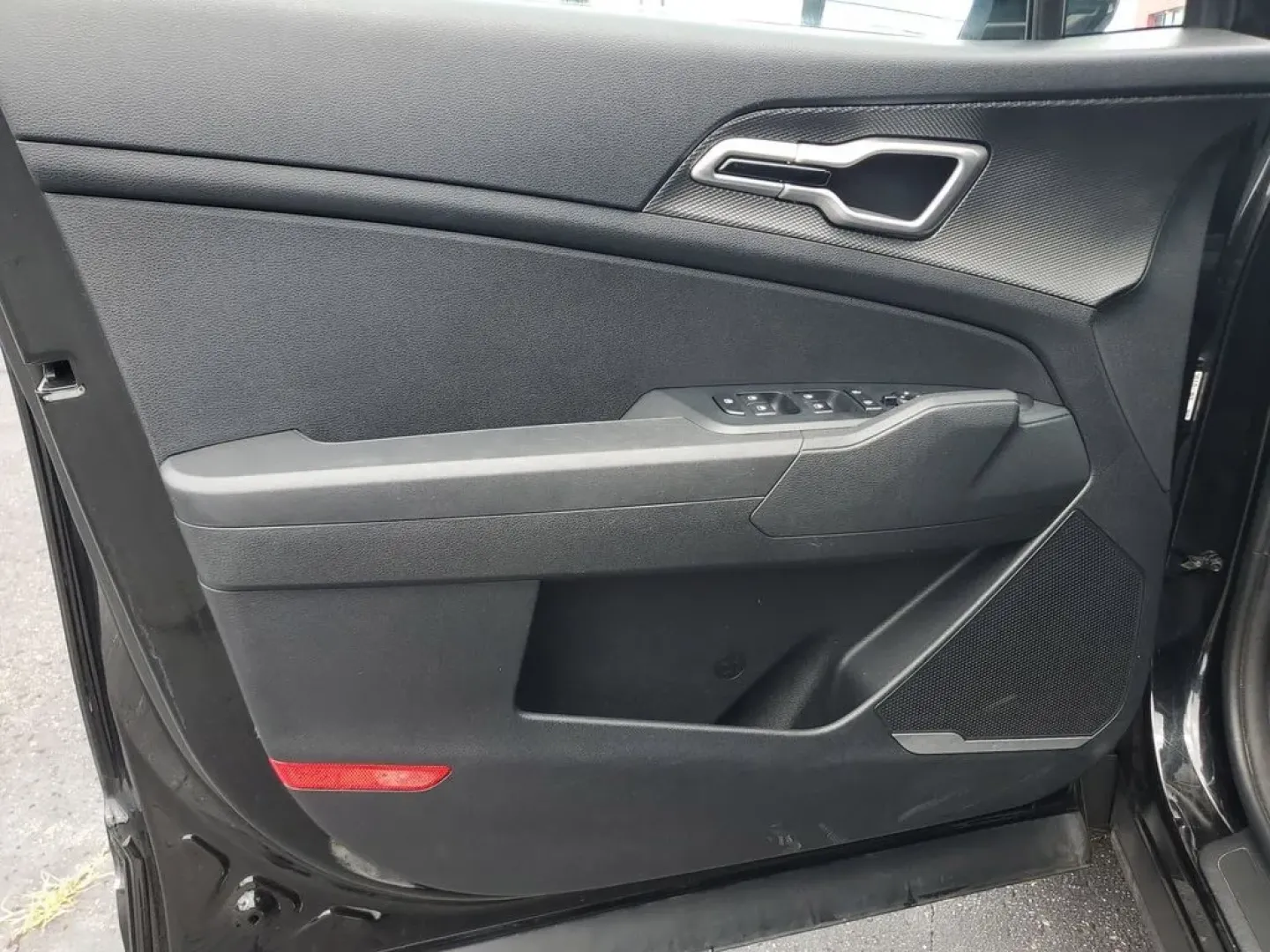 2024 Fusion Black /BLACK Kia Sportage LX (KNDPUCDFXR7) with an 4 Cyl, 2.5L engine, 8-speed automatic transmission, located at 6064 Gull Rd, Kalamazoo, MI, 49048, (269) 222-0088, 42.328388, -85.512924 - Discover the perfect blend of style, performance, and technology with this pre-owned 2024 Kia Sportage LX featuring AWD. This versatile SUV is equipped with a robust 4-cylinder, 2.5L engine, ensuring a dynamic driving experience coupled with impressive fuel efficiency. The Kia Sportage LX is designe - Photo#10