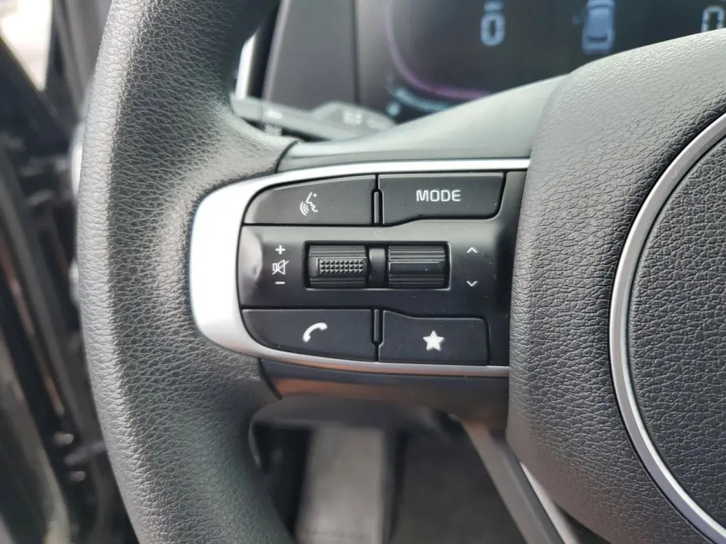 2024 Fusion Black /BLACK Kia Sportage LX (KNDPUCDFXR7) with an 4 Cyl, 2.5L engine, 8-speed automatic transmission, located at 6064 Gull Rd, Kalamazoo, MI, 49048, (269) 222-0088, 42.328388, -85.512924 - Discover the perfect blend of style, performance, and technology with this pre-owned 2024 Kia Sportage LX featuring AWD. This versatile SUV is equipped with a robust 4-cylinder, 2.5L engine, ensuring a dynamic driving experience coupled with impressive fuel efficiency. The Kia Sportage LX is designe - Photo#16