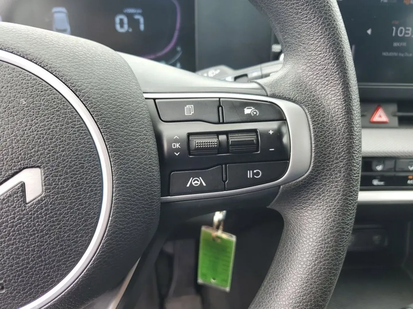 2024 Fusion Black /BLACK Kia Sportage LX (KNDPUCDFXR7) with an 4 Cyl, 2.5L engine, 8-speed automatic transmission, located at 6064 Gull Rd, Kalamazoo, MI, 49048, (269) 222-0088, 42.328388, -85.512924 - Discover the perfect blend of style, performance, and technology with this pre-owned 2024 Kia Sportage LX featuring AWD. This versatile SUV is equipped with a robust 4-cylinder, 2.5L engine, ensuring a dynamic driving experience coupled with impressive fuel efficiency. The Kia Sportage LX is designe - Photo#17