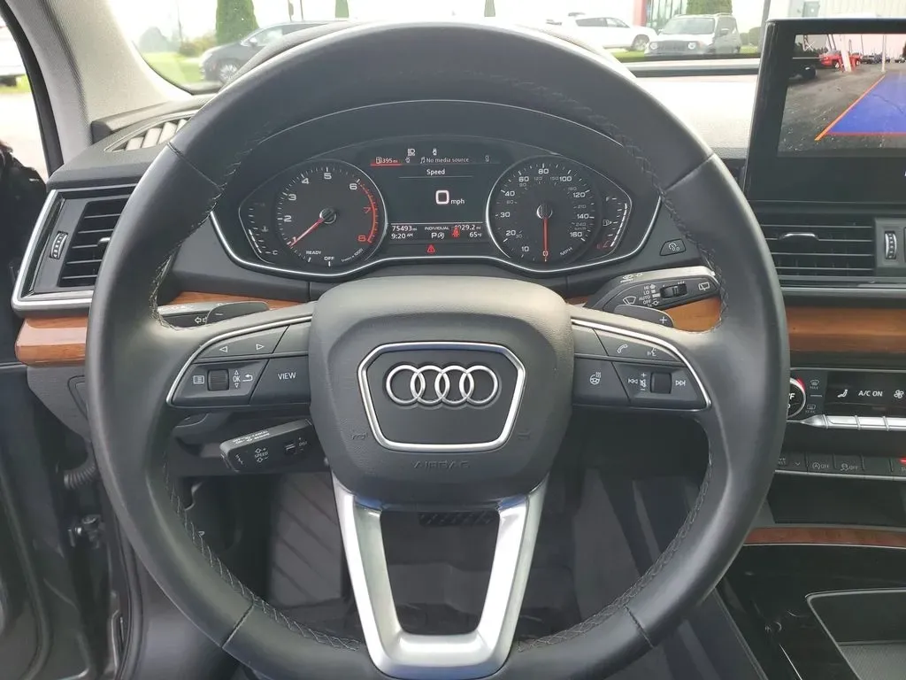2023 Daytona Gray Pearl Effect /Black Audi Q5 S line Premium (WA1GAAFY6P2) with an 4 Cyl, 2.0L engine, 7-speed auto-shift manual transmission, located at 6064 Gull Rd, Kalamazoo, MI, 49048, (269) 222-0088, 42.328388, -85.512924 - **Elevate Your Daily Drive with the 2023 Audi Q5 at AutoMaxx Kalamazoo!**<br /> <br /> Are you searching for a vehicle that effortlessly combines style, performance, and versatility? Look no further than the stunning 2023 Audi Q5, now available at AutoMaxx, your trusted pre-owned dealership located - Photo#19