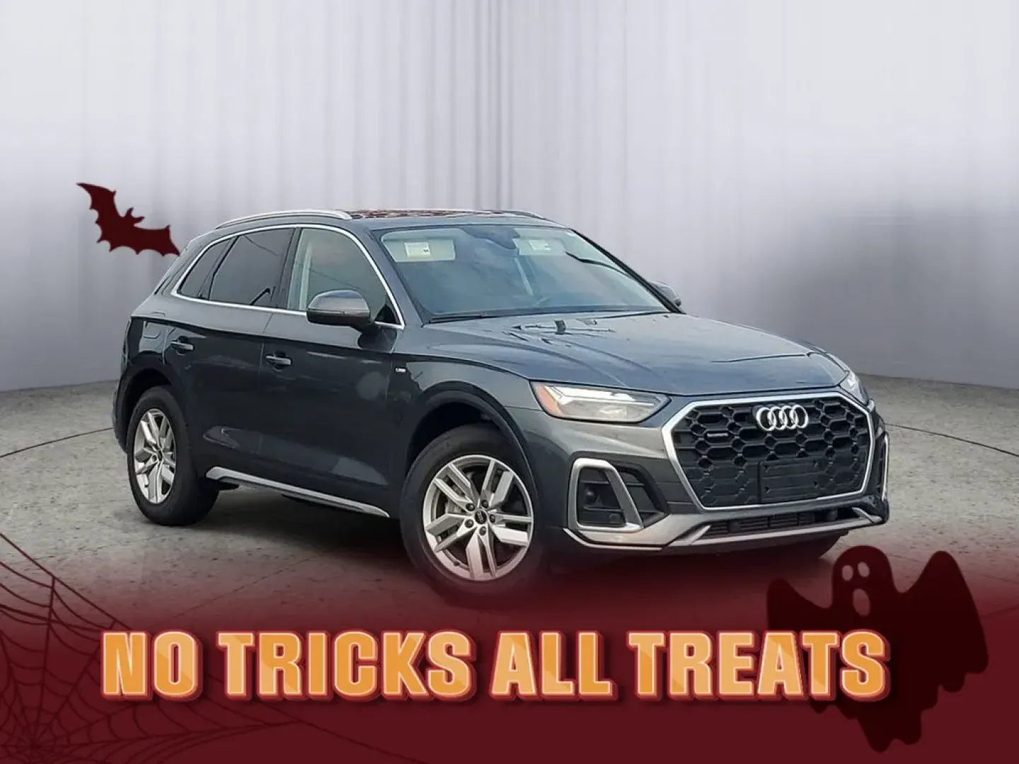 2023 Daytona Gray Pearl Effect /Black Audi Q5 S line Premium (WA1GAAFY6P2) with an 4 Cyl, 2.0L engine, 7-speed auto-shift manual transmission, located at 6064 Gull Rd, Kalamazoo, MI, 49048, (269) 222-0088, 42.328388, -85.512924 - **Elevate Your Daily Drive with the 2023 Audi Q5 at AutoMaxx Kalamazoo!**<br /> <br /> Are you searching for a vehicle that effortlessly combines style, performance, and versatility? Look no further than the stunning 2023 Audi Q5, now available at AutoMaxx, your trusted pre-owned dealership located - Photo#0