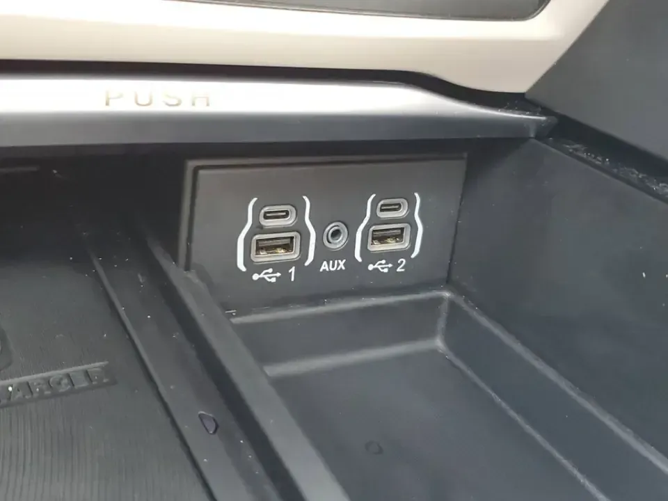 2022 Brilliant Black Crystal Pearlcoat /Black/Alloy/Black Chrysler Pacifica Hybrid Limited (2C4RC1S77NR) with an V6, 3.6L engine, CVT transmission, located at 6064 Gull Rd, Kalamazoo, MI, 49048, (269) 222-0088, 42.328388, -85.512924 - Are you looking for the perfect family vehicle that combines comfort, technology, and eco-friendliness? Look no further than this stunning 2022 Chrysler Pacifica Hybrid at AutoMaxx - Kalamazoo. This versatile passenger van is designed to accommodate growing families while ensuring a smooth and enjoy - Photo#29