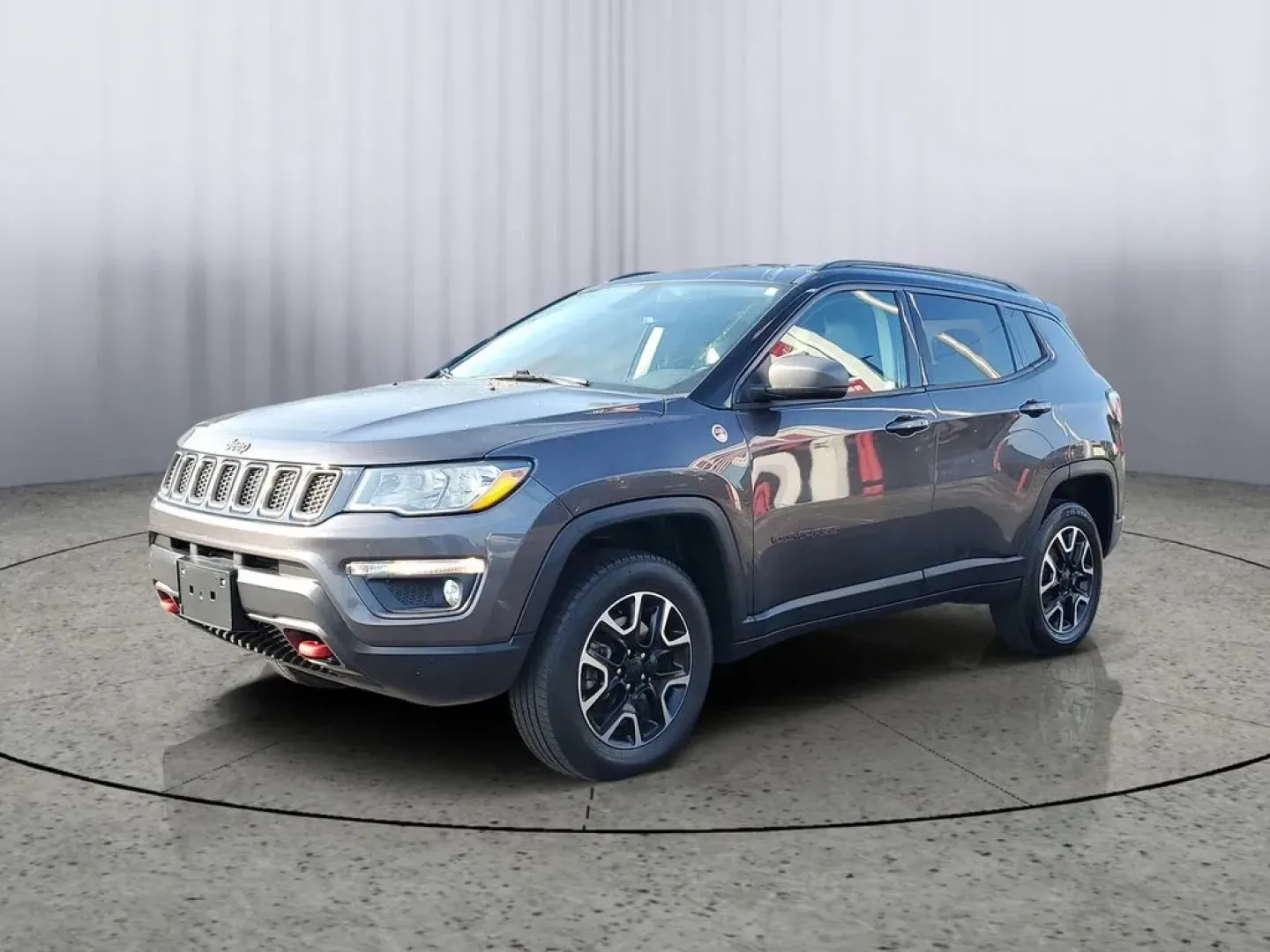 2020 GRAY /BLACK Jeep Compass Trailhawk (3C4NJDDB1LT) with an 4 Cyl, 2.4L engine, Automatic transmission, located at 6064 Gull Rd, Kalamazoo, MI, 49048, (269) 222-0088, 42.328388, -85.512924 - Elevate your adventures and embrace the road less traveled with the 2020 Jeep Compass Trailhawk 4WD, available now at AutoMaxx - Kalamazoo! This sporty SUV is designed for those who crave exploration while providing all the comforts and conveniences you desire for everyday use. Whether you're naviga - Photo#2