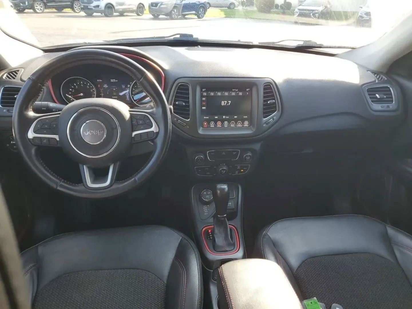 2020 GRAY /BLACK Jeep Compass Trailhawk (3C4NJDDB1LT) with an 4 Cyl, 2.4L engine, Automatic transmission, located at 6064 Gull Rd, Kalamazoo, MI, 49048, (269) 222-0088, 42.328388, -85.512924 - Elevate your adventures and embrace the road less traveled with the 2020 Jeep Compass Trailhawk 4WD, available now at AutoMaxx - Kalamazoo! This sporty SUV is designed for those who crave exploration while providing all the comforts and conveniences you desire for everyday use. Whether you're naviga - Photo#10