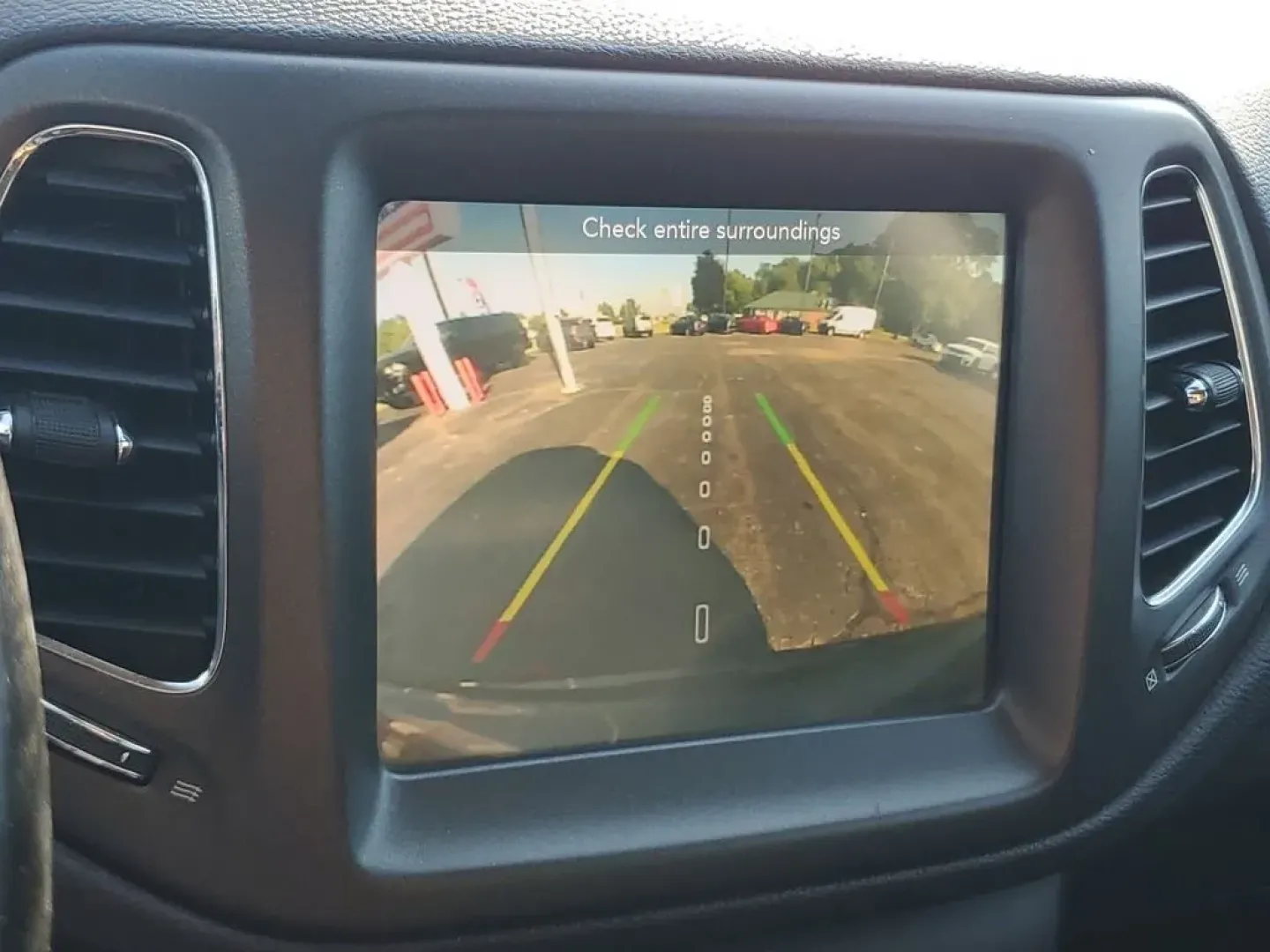 2020 GRAY /BLACK Jeep Compass Trailhawk (3C4NJDDB1LT) with an 4 Cyl, 2.4L engine, Automatic transmission, located at 6064 Gull Rd, Kalamazoo, MI, 49048, (269) 222-0088, 42.328388, -85.512924 - Elevate your adventures and embrace the road less traveled with the 2020 Jeep Compass Trailhawk 4WD, available now at AutoMaxx - Kalamazoo! This sporty SUV is designed for those who crave exploration while providing all the comforts and conveniences you desire for everyday use. Whether you're naviga - Photo#22