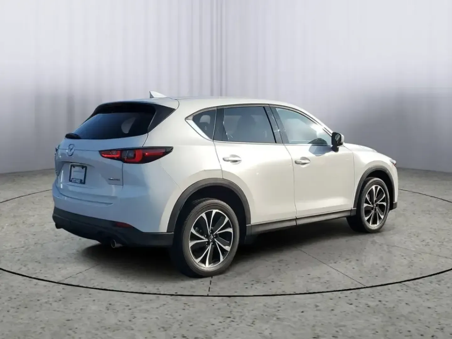 2023 White Metallic /Black Mazda CX-5 2.5 S Premium Package (JM3KFBDM2P0) with an SKYACTIV 2.5L 4-Cylinder DOHC 16V engine, Automatic transmission, located at 6064 Gull Rd, Kalamazoo, MI, 49048, (269) 222-0088, 42.328388, -85.512924- Photo#32