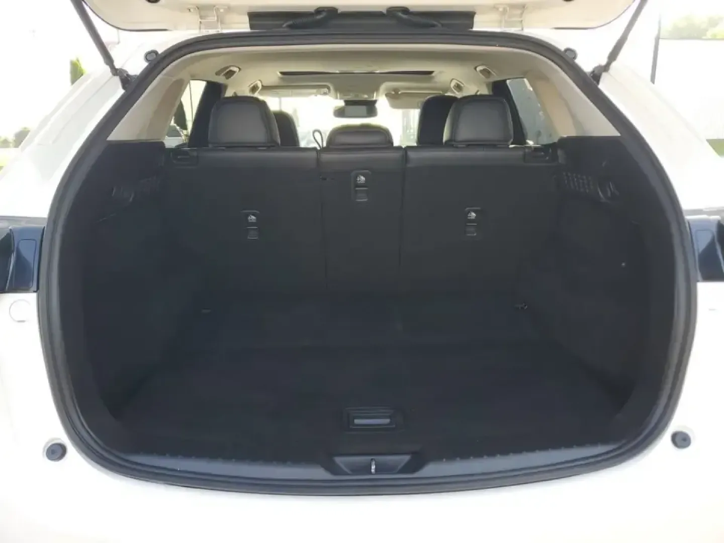 2023 White Metallic /Black Mazda CX-5 2.5 S Premium Package (JM3KFBDM2P0) with an SKYACTIV 2.5L 4-Cylinder DOHC 16V engine, Automatic transmission, located at 6064 Gull Rd, Kalamazoo, MI, 49048, (269) 222-0088, 42.328388, -85.512924- Photo#36