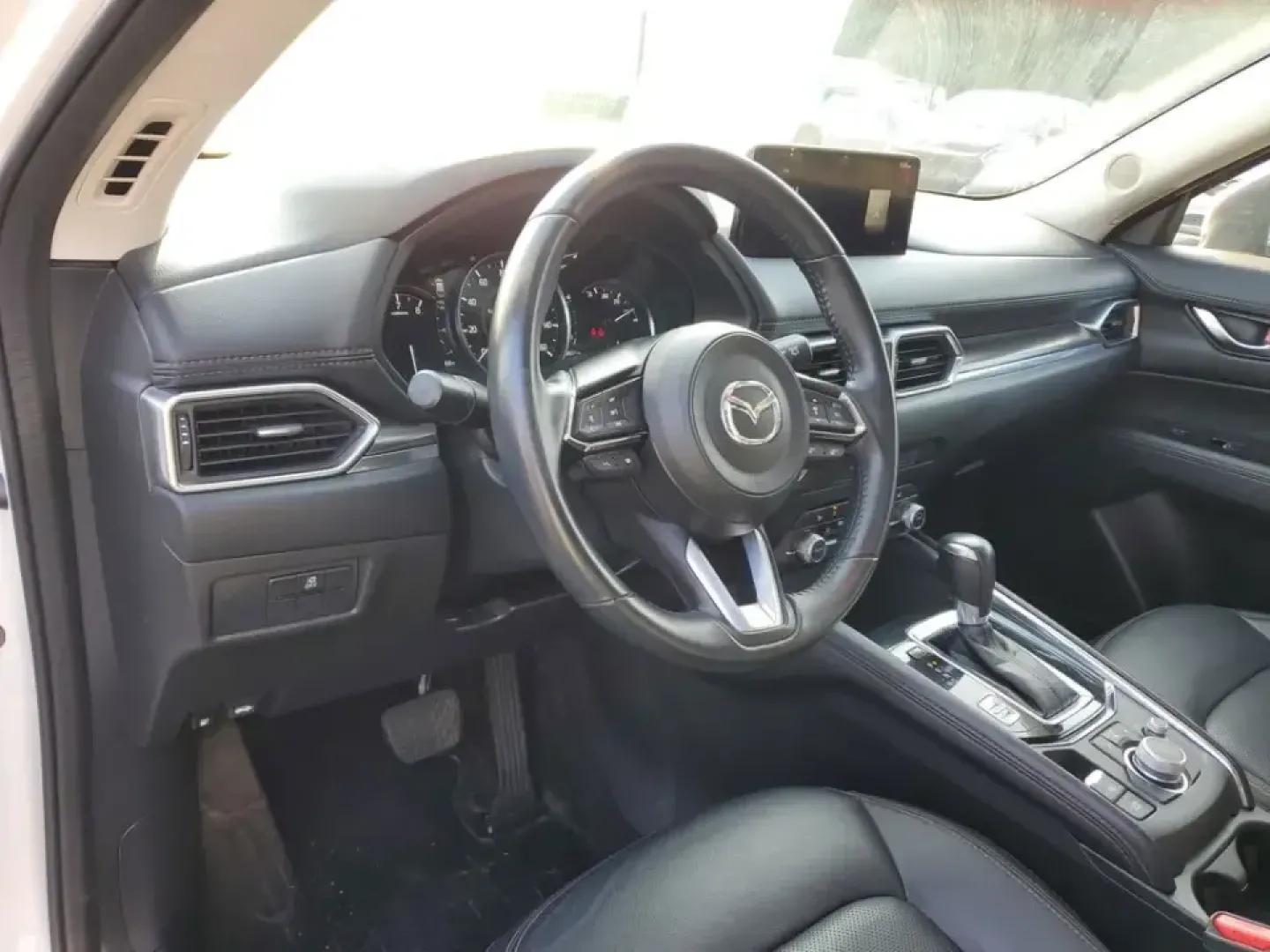 2023 White Metallic /Black Mazda CX-5 2.5 S Premium Package (JM3KFBDM2P0) with an SKYACTIV 2.5L 4-Cylinder DOHC 16V engine, Automatic transmission, located at 6064 Gull Rd, Kalamazoo, MI, 49048, (269) 222-0088, 42.328388, -85.512924- Photo#43