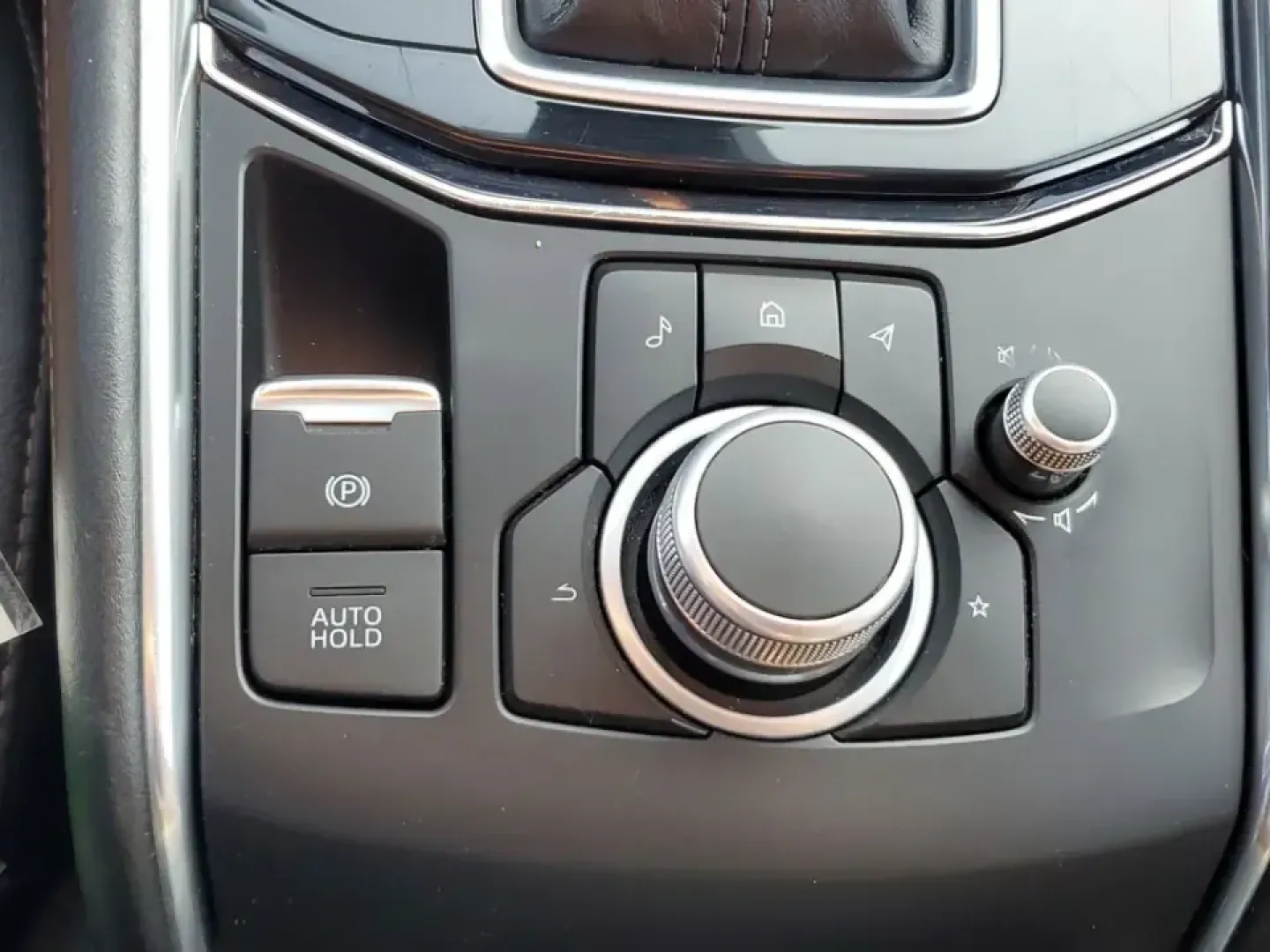 2023 White Metallic /Black Mazda CX-5 2.5 S Premium Package (JM3KFBDM2P0) with an SKYACTIV 2.5L 4-Cylinder DOHC 16V engine, Automatic transmission, located at 6064 Gull Rd, Kalamazoo, MI, 49048, (269) 222-0088, 42.328388, -85.512924- Photo#55