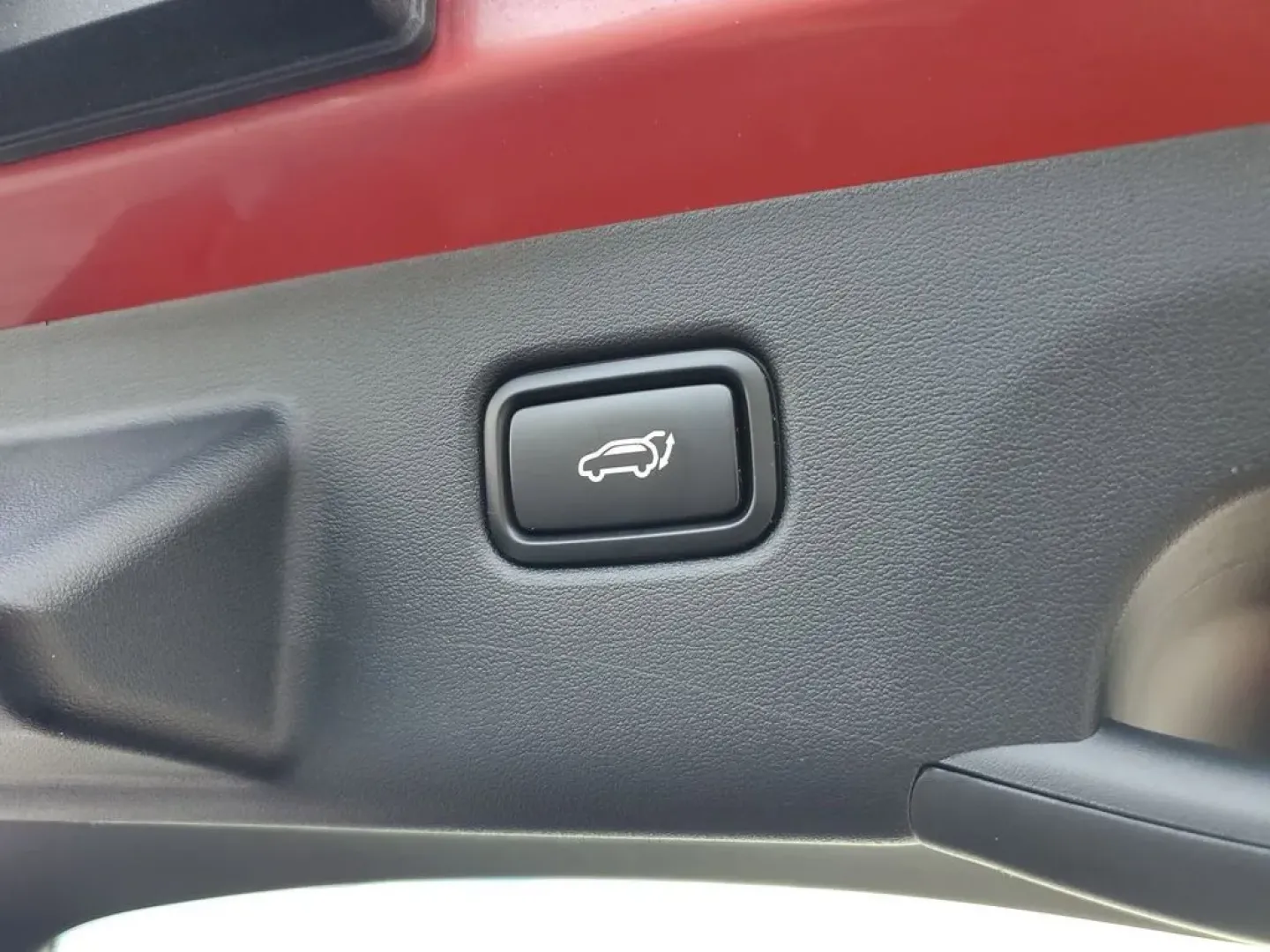 2024 Runway Red /Black Kia EV6 Wind (KNDC3DLCXR5) with an Electric Motor engine, 1-speed automatic transmission, located at 6064 Gull Rd, Kalamazoo, MI, 49048, (269) 222-0088, 42.328388, -85.512924 - Transform your daily commute into an exhilarating adventure with the 2024 Kia EV6 GT-Line 4WD, available now at AutoMaxx - Kalamazoo. Located at 6064 Gull Rd, Kalamazoo, MI 49048, AutoMaxx is your trusted pre-owned dealership specializing in quality used vehicles that cater to your lifestyle needs. - Photo#9