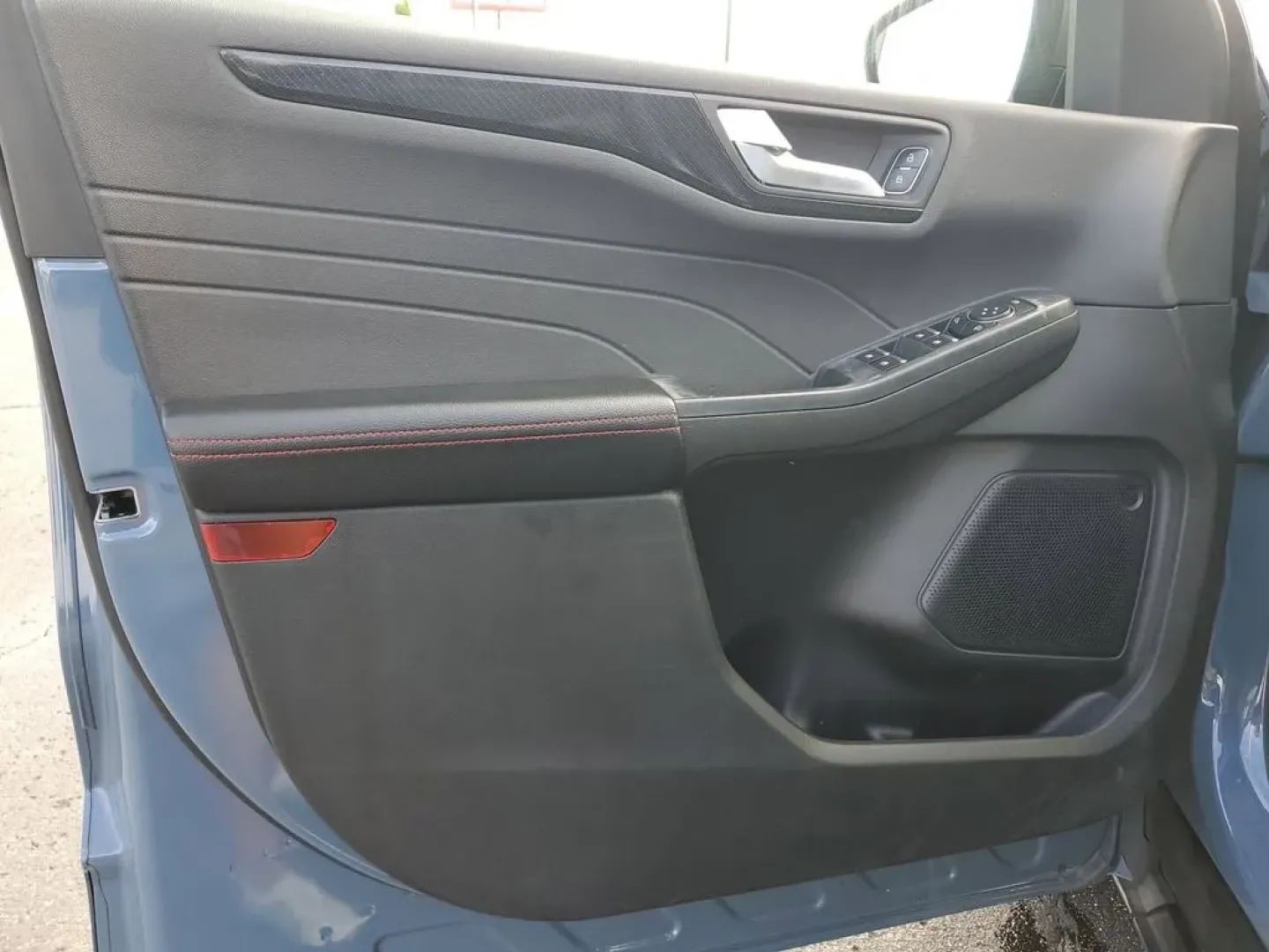 2023 Vapor Blue Metallic /Ebony Ford Escape ST-Line (1FMCU0MN4PU) with an 3 Cyl, 1.5L engine, 8-speed automatic transmission, located at 6064 Gull Rd, Kalamazoo, MI, 49048, (269) 222-0088, 42.328388, -85.512924 - Discover the exceptional performance and sleek design of the 2023 Ford Escape ST Line. This pre-owned model, now available at our dealership, offers an impressive combination of style, efficiency, and advanced technology. Powered by a fuel-efficient 3-cylinder, 1.5L engine, this Front Wheel Drive (F - Photo#12