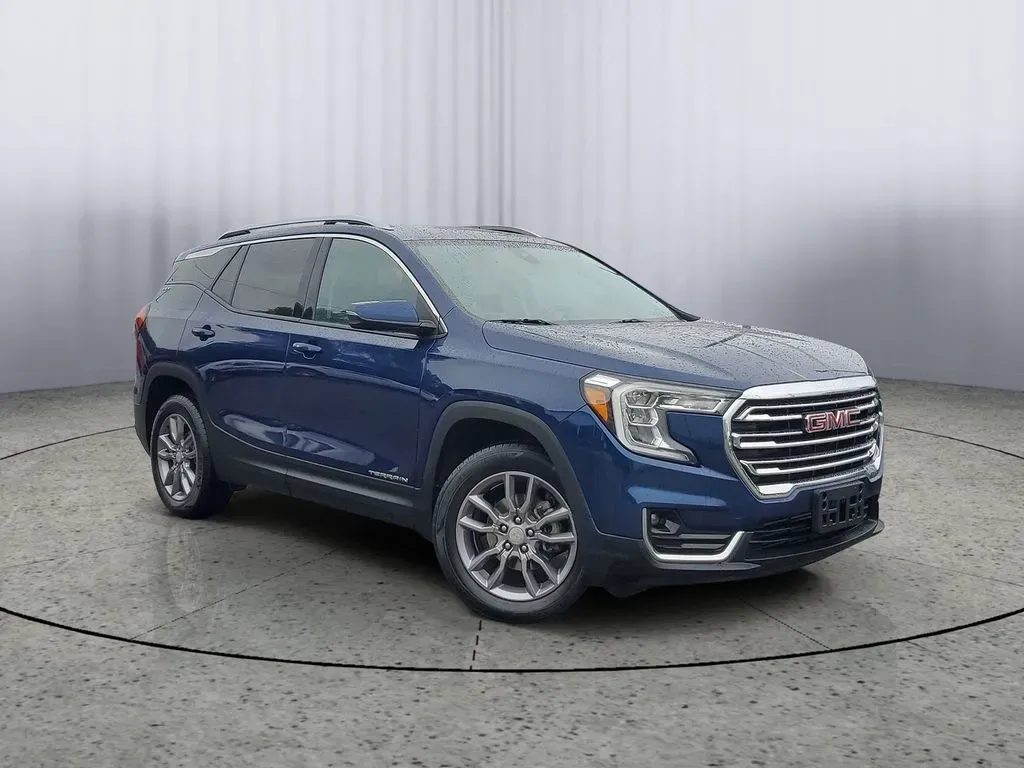 2023 Marine Metallic /Jet Black GMC Terrain SLT (3GKALVEG1PL) with an 4 Cyl, 1.5L engine, 9-speed automatic transmission, located at 6064 Gull Rd, Kalamazoo, MI, 49048, (269) 222-0088, 42.328388, -85.512924 - Are you ready to elevate your adventures and ensure that every journey is both comfortable and stylish? Look no further than this stunning 2023 GMC Terrain SLT AWD, available now at AutoMaxx - Kalamazoo. Whether you're navigating the daily commute, heading off to family outings, or hitting the open - Photo#1