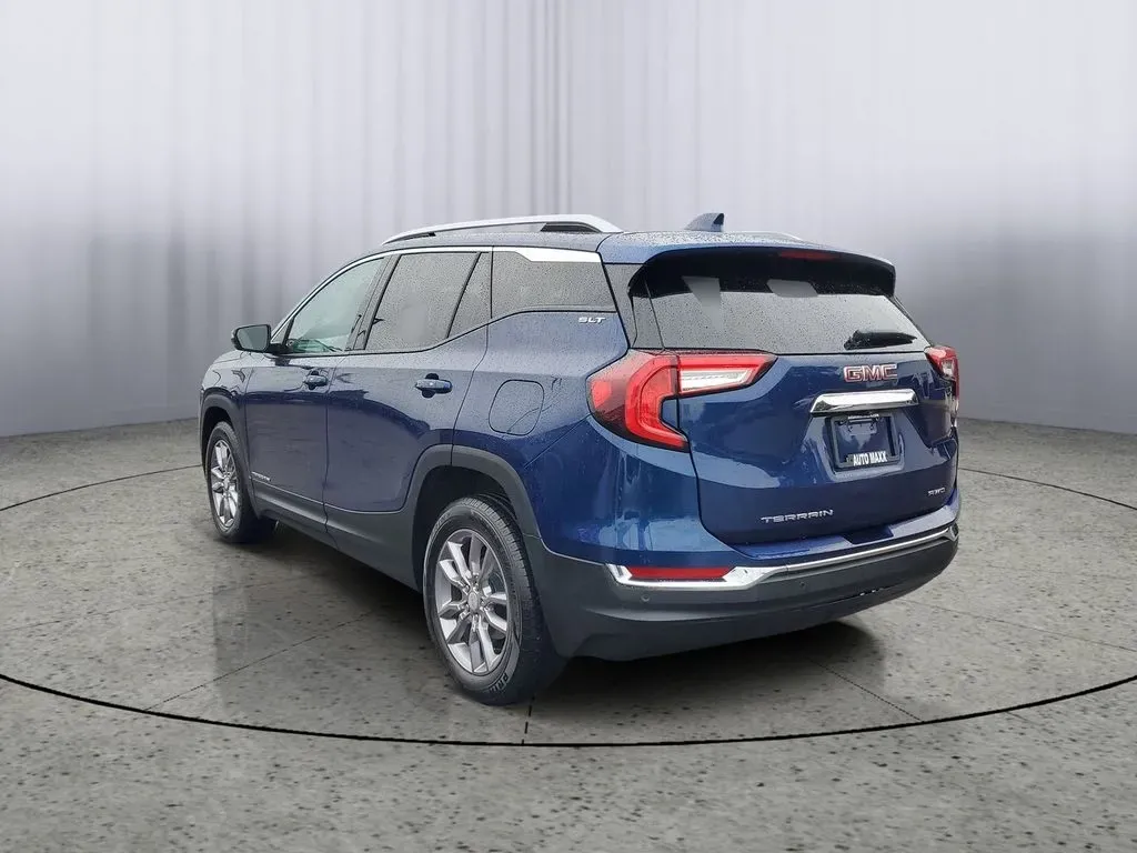 2023 Marine Metallic /Jet Black GMC Terrain SLT (3GKALVEG1PL) with an 4 Cyl, 1.5L engine, 9-speed automatic transmission, located at 6064 Gull Rd, Kalamazoo, MI, 49048, (269) 222-0088, 42.328388, -85.512924 - Are you ready to elevate your adventures and ensure that every journey is both comfortable and stylish? Look no further than this stunning 2023 GMC Terrain SLT AWD, available now at AutoMaxx - Kalamazoo. Whether you're navigating the daily commute, heading off to family outings, or hitting the open - Photo#3