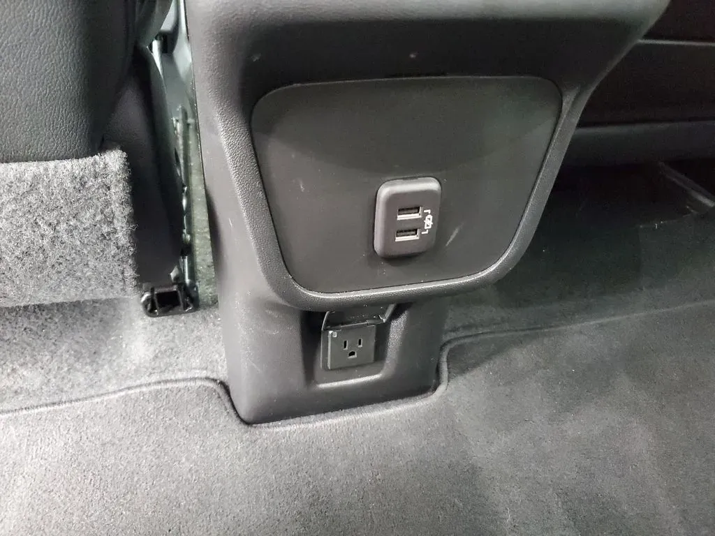 2023 Marine Metallic /Jet Black GMC Terrain SLT (3GKALVEG1PL) with an 4 Cyl, 1.5L engine, 9-speed automatic transmission, located at 6064 Gull Rd, Kalamazoo, MI, 49048, (269) 222-0088, 42.328388, -85.512924 - Are you ready to elevate your adventures and ensure that every journey is both comfortable and stylish? Look no further than this stunning 2023 GMC Terrain SLT AWD, available now at AutoMaxx - Kalamazoo. Whether you're navigating the daily commute, heading off to family outings, or hitting the open - Photo#11