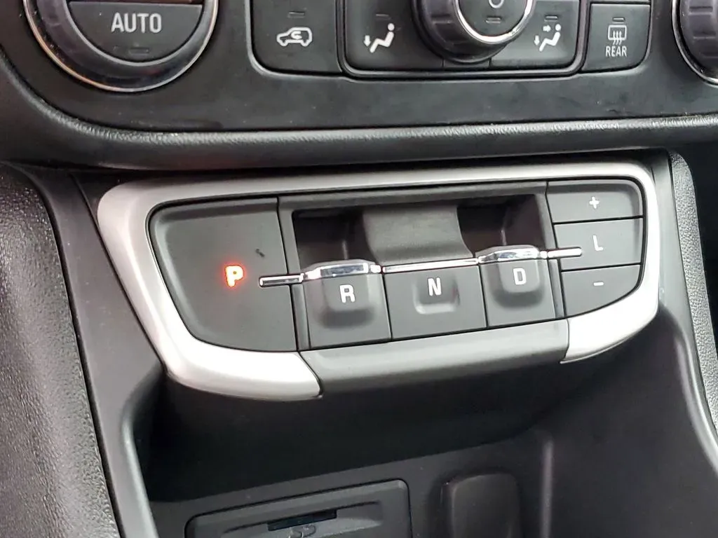 2023 Marine Metallic /Jet Black GMC Terrain SLT (3GKALVEG1PL) with an 4 Cyl, 1.5L engine, 9-speed automatic transmission, located at 6064 Gull Rd, Kalamazoo, MI, 49048, (269) 222-0088, 42.328388, -85.512924 - Are you ready to elevate your adventures and ensure that every journey is both comfortable and stylish? Look no further than this stunning 2023 GMC Terrain SLT AWD, available now at AutoMaxx - Kalamazoo. Whether you're navigating the daily commute, heading off to family outings, or hitting the open - Photo#25