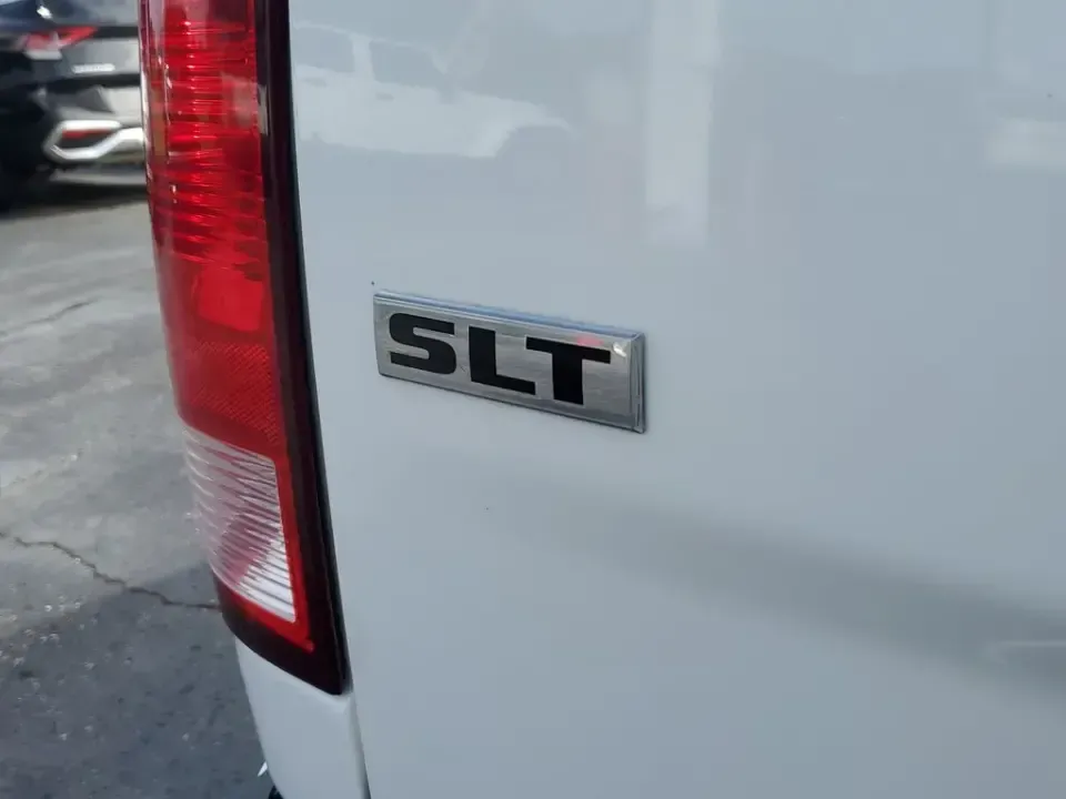 2023 Bright White Clearcoat /Diesel Gray/Black Ram 1500 SLT (1C6RR7LG0PS) with an V6, 3.6L engine, 8-speed automatic transmission, located at 6064 Gull Rd, Kalamazoo, MI, 49048, (269) 222-0088, 42.328388, -85.512924 - Looking for a robust truck that's ready to tackle your next adventure or job? Your search can end here! At AutoMaxx in Kalamazoo, MI, we are thrilled to present this exceptional 2023 Ram 1500 Tradesman Crew Cab 4WD, perfect for both work and play. Whether you are a growing family in need of a reliab - Photo#5
