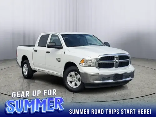 2023 RAM 1500 Classic Tradesman Crew Cab SWB 4WD