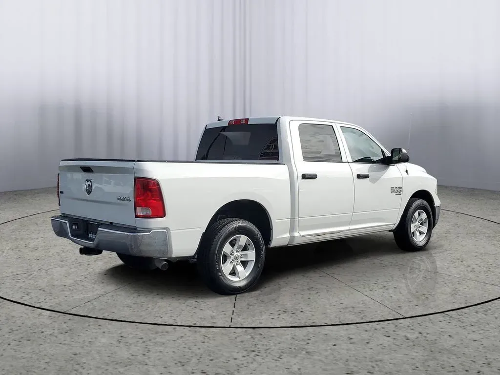 2023 Bright White Clearcoat /Diesel Gray/Black Ram 1500 SLT (1C6RR7LG0PS) with an V6, 3.6L engine, 8-speed automatic transmission, located at 6064 Gull Rd, Kalamazoo, MI, 49048, (269) 222-0088, 42.328388, -85.512924 - Looking for a robust truck that's ready to tackle your next adventure or job? Your search can end here! At AutoMaxx in Kalamazoo, MI, we are thrilled to present this exceptional 2023 Ram 1500 Tradesman Crew Cab 4WD, perfect for both work and play. Whether you are a growing family in need of a reliab - Photo#4