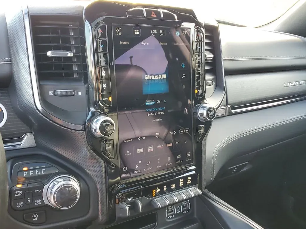 2022 WHITE /Black Ram 1500 Limited (1C6SRFHT5NN) with an V8, 5.7L engine, Automatic transmission, located at 6064 Gull Rd, Kalamazoo, MI, 49048, (269) 222-0088, 42.328388, -85.512924 - **Discover Adventure with the 2022 Ram 1500 Limited Crew Cab Your Home Away from Home!**<br /> <br /> If you're on the lookout for a truck that seamlessly blends luxury with rugged functionality, look no further! At AutoMaxx - Kalamazoo, we present this stunning 2022 Ram 1500 Limited Crew Cab, perf - Photo#24