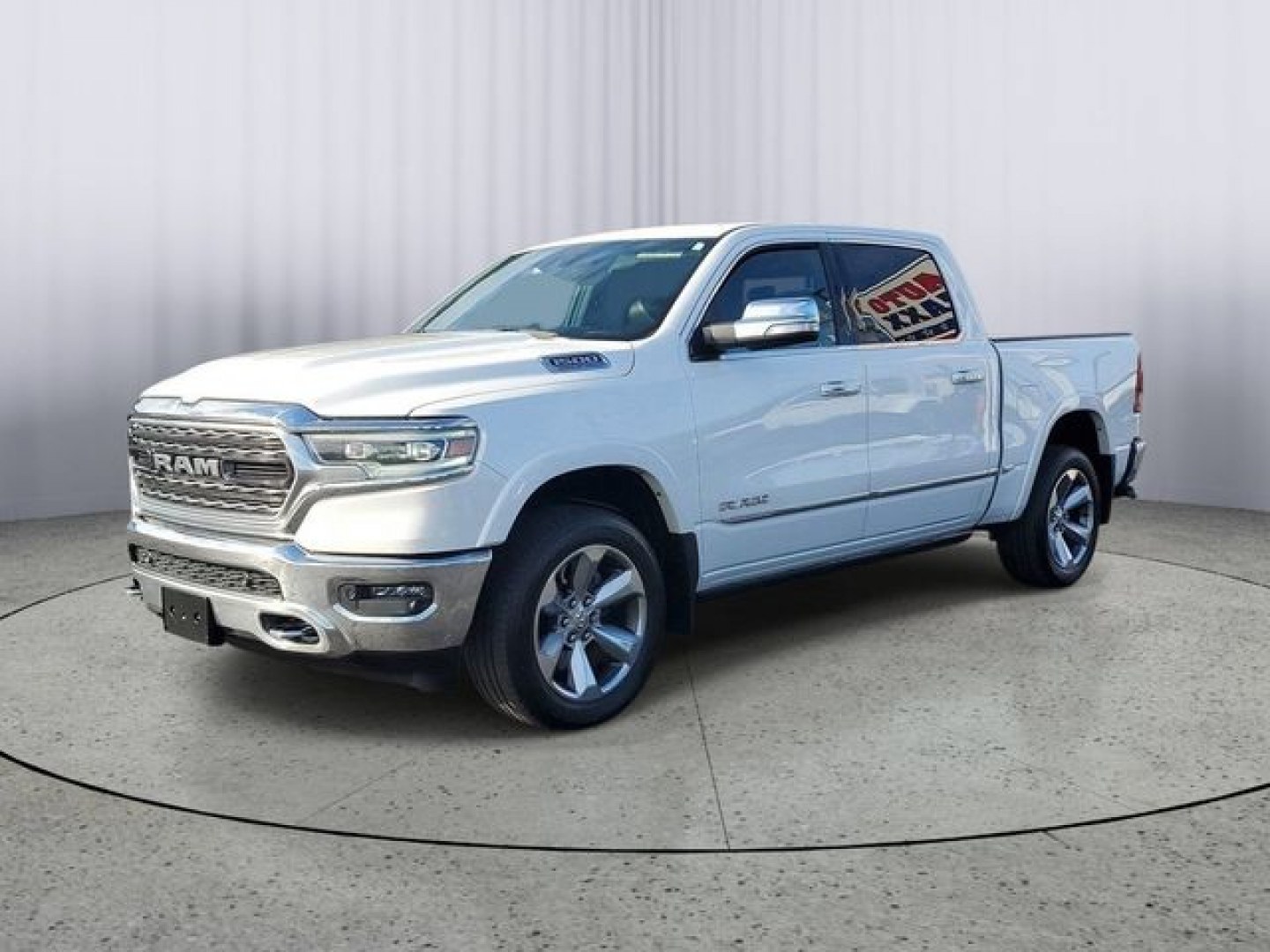 2022 Ivory White Tri-Coat Pearlcoat /Black Ram 1500 Limited (1C6SRFHT5NN) with an HEMI 5.7L V8 Multi Displacement VVT engine, Automatic transmission, located at 6064 Gull Rd, Kalamazoo, MI, 49048, (269) 222-0088, 42.328388, -85.512924- Photo#3