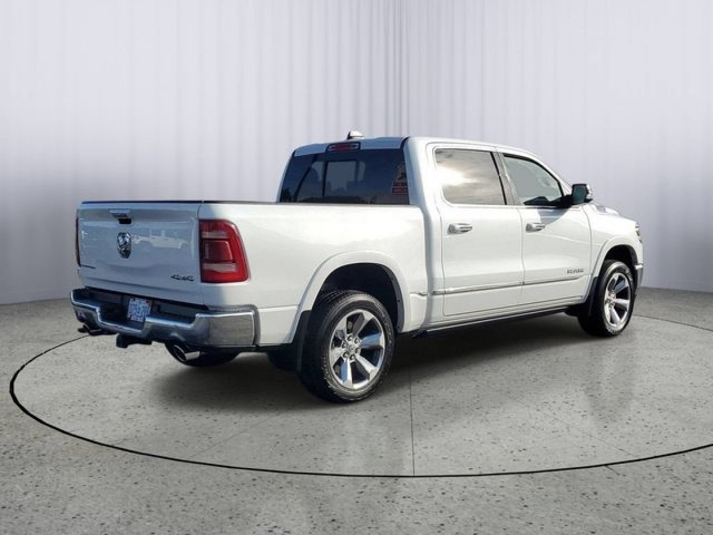 2022 Ivory White Tri-Coat Pearlcoat /Black Ram 1500 Limited (1C6SRFHT5NN) with an HEMI 5.7L V8 Multi Displacement VVT engine, Automatic transmission, located at 6064 Gull Rd, Kalamazoo, MI, 49048, (269) 222-0088, 42.328388, -85.512924- Photo#7
