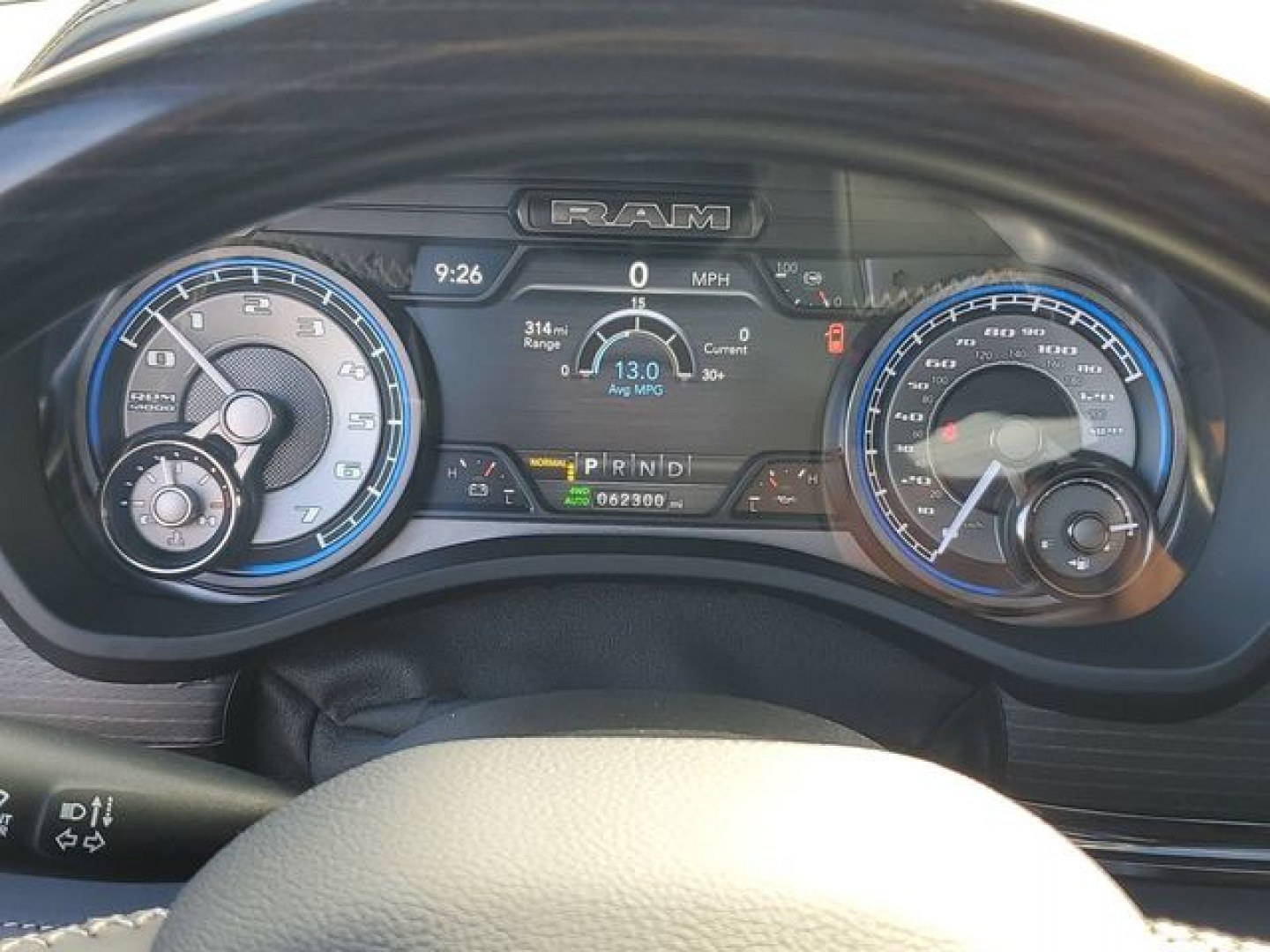 2022 Ivory White Tri-Coat Pearlcoat /Black Ram 1500 Limited (1C6SRFHT5NN) with an HEMI 5.7L V8 Multi Displacement VVT engine, Automatic transmission, located at 6064 Gull Rd, Kalamazoo, MI, 49048, (269) 222-0088, 42.328388, -85.512924- Photo#45