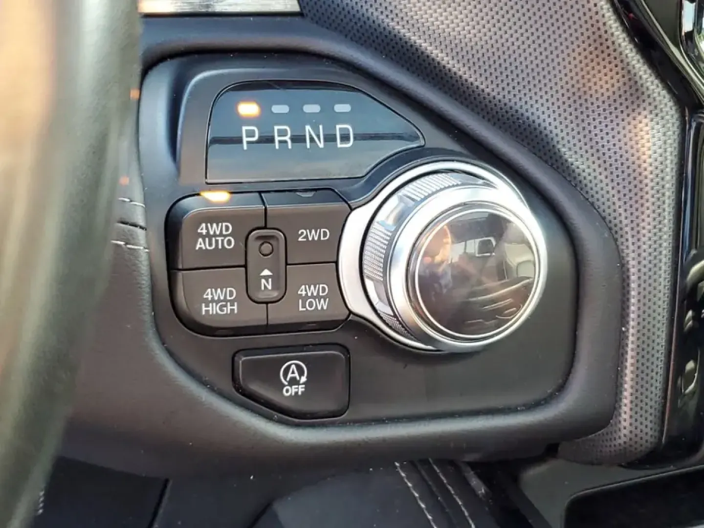 2022 Ivory White Tri-Coat Pearlcoat /Black Ram 1500 Limited (1C6SRFHT5NN) with an HEMI 5.7L V8 Multi Displacement VVT engine, Automatic transmission, located at 6064 Gull Rd, Kalamazoo, MI, 49048, (269) 222-0088, 42.328388, -85.512924- Photo#50