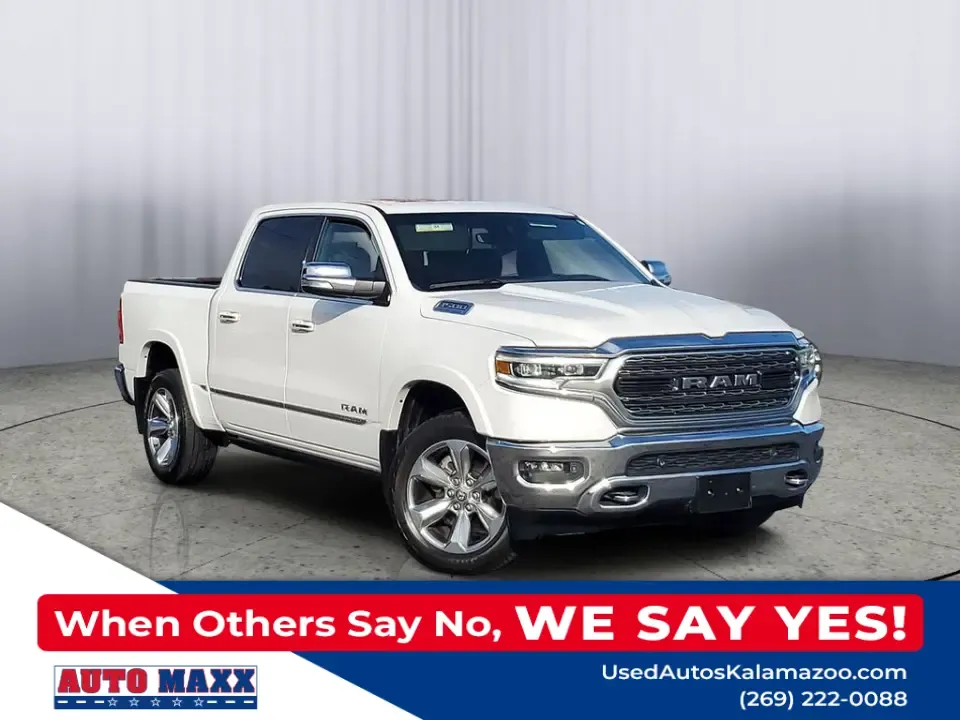photo of 2022 RAM 1500 Limited Crew Cab SWB 4WD