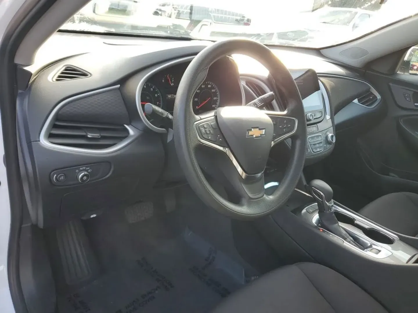 2023 Summit White /Jet Black Chevrolet Malibu LT (1G1ZD5ST4PF) with an 4 Cyl, 1.5L engine, 2-speed CVT transmission, located at 6064 Gull Rd, Kalamazoo, MI, 49048, (269) 222-0088, 42.328388, -85.512924 - ### Experience the Open Road with the 2023 Chevrolet Malibu at AutoMaxx - Kalamazoo!<br /> <br /> Are you seeking a reliable sedan that perfectly balances style, comfort, and affordability? Look no further than the stunning **2023 Chevrolet Malibu 1LT**, now available at **AutoMaxx - Kalamazoo**. Th - Photo#14