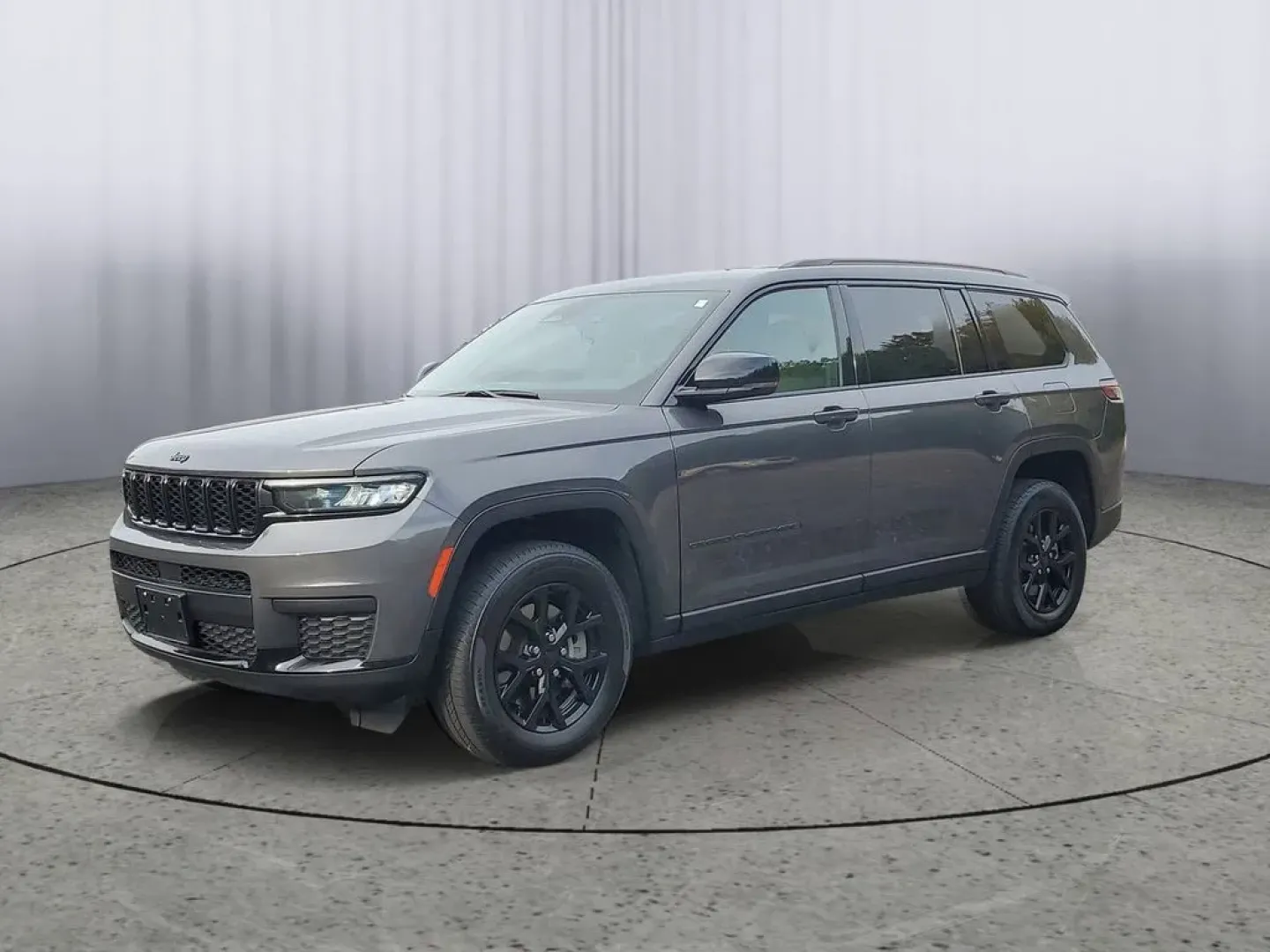 2024 /Global Black Jeep Grand Cherokee Altitude (1C4RJKAGXR8) with an V6, 3.6L engine, 8-speed automatic transmission, located at 6064 Gull Rd, Kalamazoo, MI, 49048, (269) 222-0088, 42.328388, -85.512924 - **Discover Adventure with the 2024 Jeep Grand Cherokee Altitude Your Perfect Family SUV!**<br /> <br /> Are you ready to elevate your weekend getaways or conquer your daily commute? The 2024 Jeep Grand Cherokee Altitude is designed for those who seek both adventure and comfort in their journeys. Wi - Photo#2