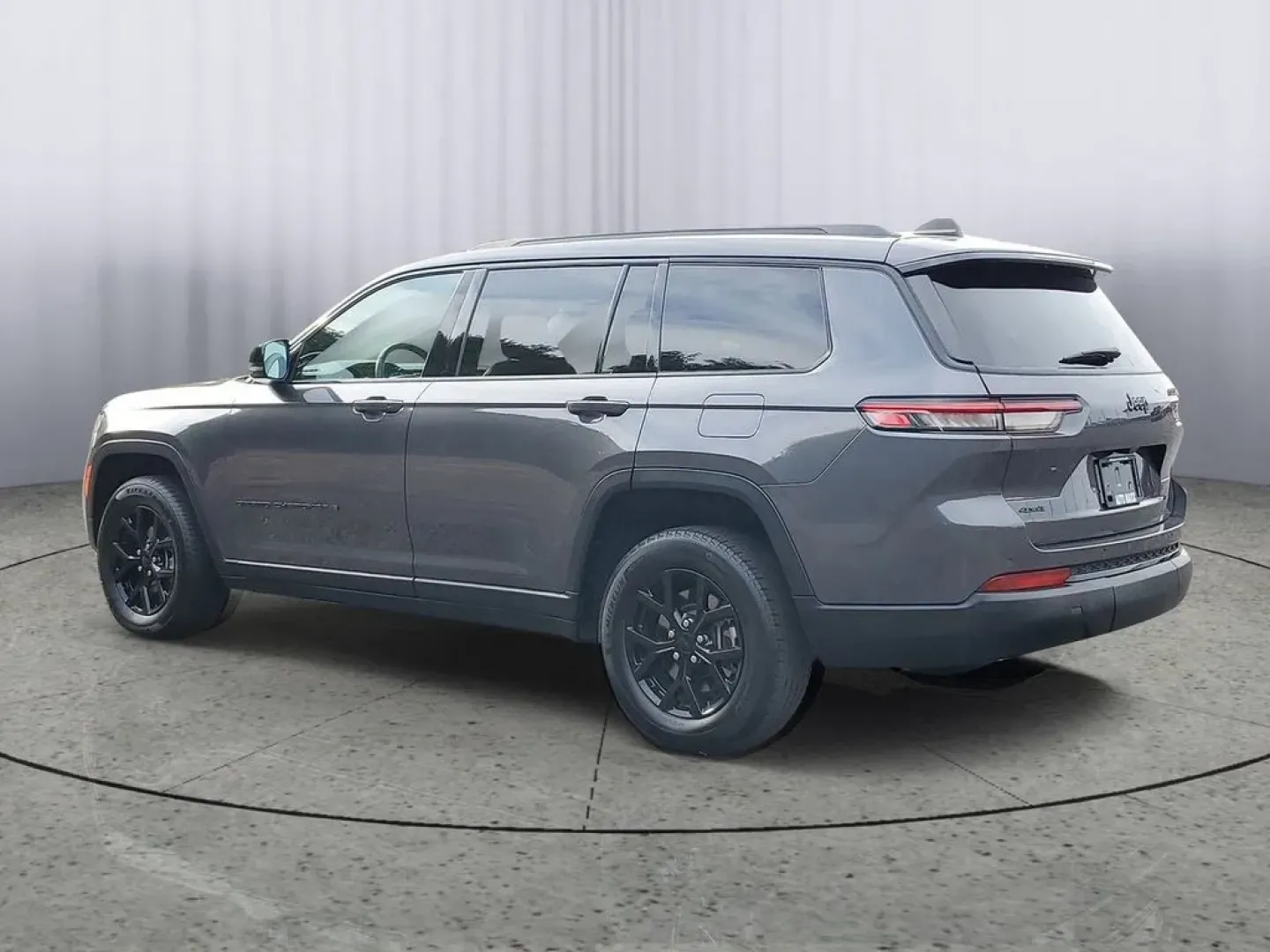 2024 /Global Black Jeep Grand Cherokee Altitude (1C4RJKAGXR8) with an V6, 3.6L engine, 8-speed automatic transmission, located at 6064 Gull Rd, Kalamazoo, MI, 49048, (269) 222-0088, 42.328388, -85.512924 - **Discover Adventure with the 2024 Jeep Grand Cherokee Altitude Your Perfect Family SUV!**<br /> <br /> Are you ready to elevate your weekend getaways or conquer your daily commute? The 2024 Jeep Grand Cherokee Altitude is designed for those who seek both adventure and comfort in their journeys. Wi - Photo#3