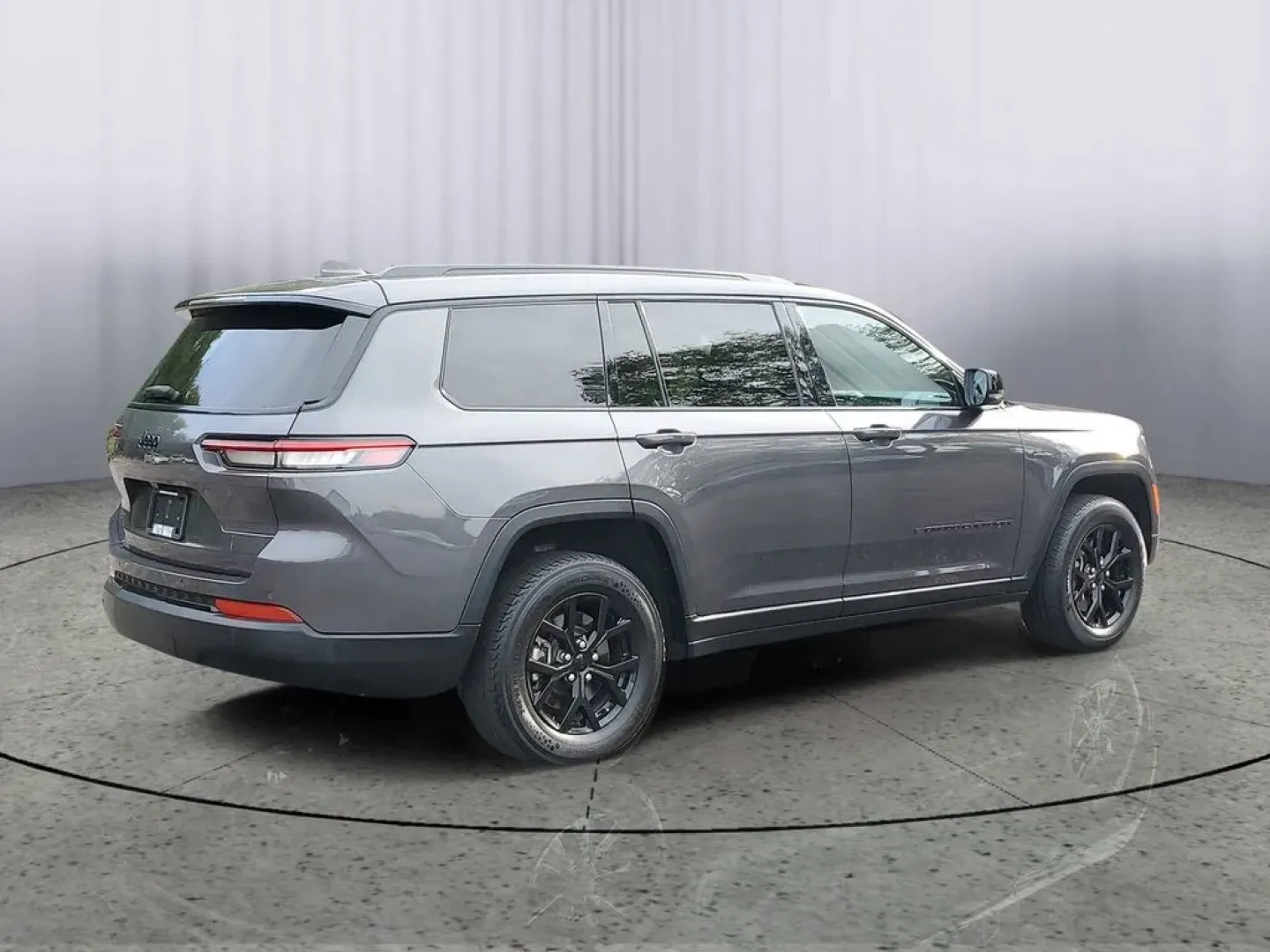 2024 /Global Black Jeep Grand Cherokee Altitude (1C4RJKAGXR8) with an V6, 3.6L engine, 8-speed automatic transmission, located at 6064 Gull Rd, Kalamazoo, MI, 49048, (269) 222-0088, 42.328388, -85.512924 - **Discover Adventure with the 2024 Jeep Grand Cherokee Altitude Your Perfect Family SUV!**<br /> <br /> Are you ready to elevate your weekend getaways or conquer your daily commute? The 2024 Jeep Grand Cherokee Altitude is designed for those who seek both adventure and comfort in their journeys. Wi - Photo#4