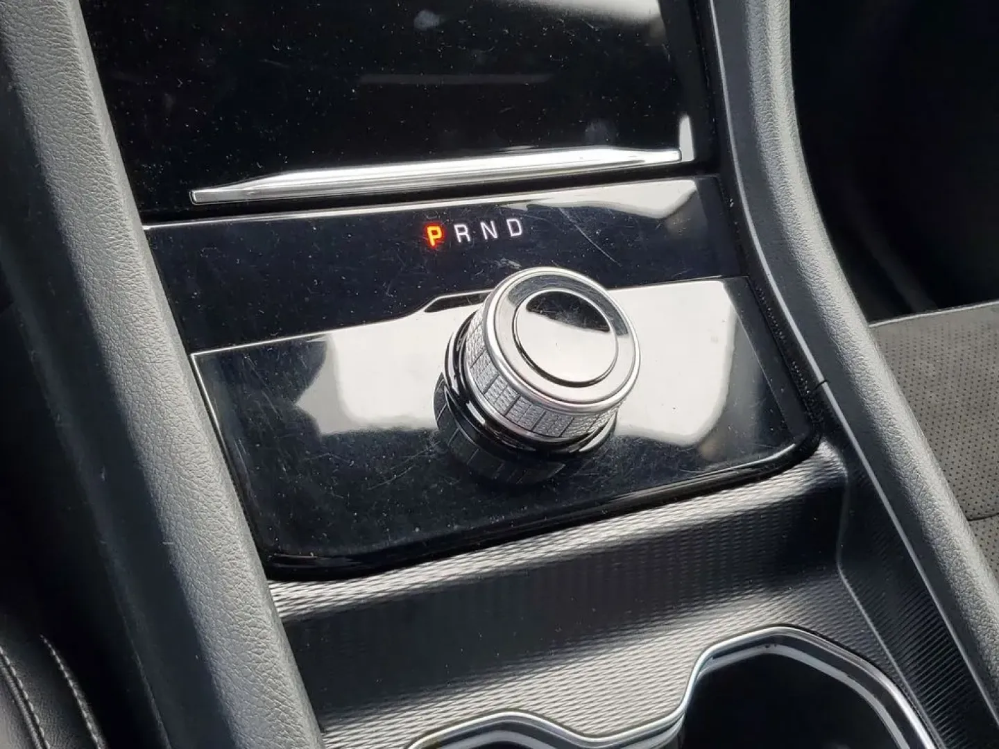 2024 /Global Black Jeep Grand Cherokee Altitude (1C4RJKAGXR8) with an V6, 3.6L engine, 8-speed automatic transmission, located at 6064 Gull Rd, Kalamazoo, MI, 49048, (269) 222-0088, 42.328388, -85.512924 - **Discover Adventure with the 2024 Jeep Grand Cherokee Altitude Your Perfect Family SUV!**<br /> <br /> Are you ready to elevate your weekend getaways or conquer your daily commute? The 2024 Jeep Grand Cherokee Altitude is designed for those who seek both adventure and comfort in their journeys. Wi - Photo#26