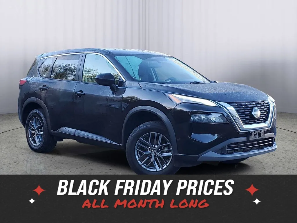 photo of 2023 Nissan Rogue S