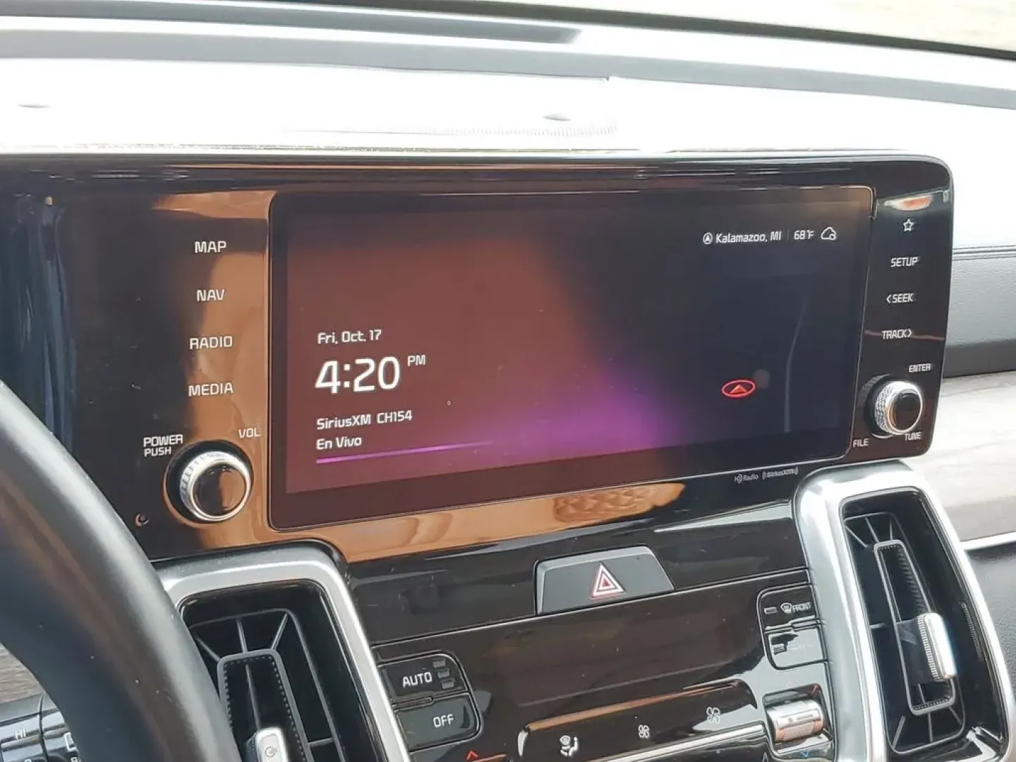 2022 /Black Kia Sorento X-Line SX Prestige (5XYRKDLF0NG) with an 4 Cyl, 2.5L engine, 8-speed auto-shift manual transmission, located at 6064 Gull Rd, Kalamazoo, MI, 49048, (269) 222-0088, 42.328388, -85.512924 - **Unleash Adventure with the 2022 Kia Sorento X-Line SX Prestige at AutoMaxx - Kalamazoo!**<br /> <br /> Are you ready to elevate your family outings, weekend adventures, or daily commutes? Look no further than this stunning 2022 Kia Sorento X-Line SX Prestige, your gateway to a lifestyle filled wit - Photo#24