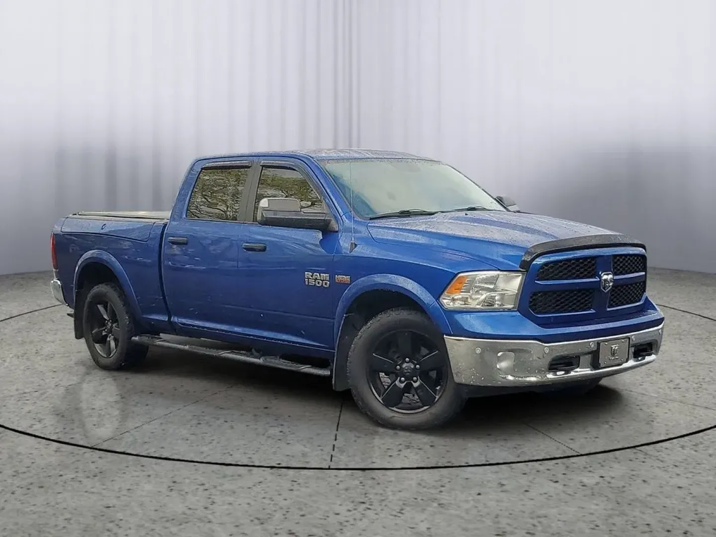 2017 Ram 1500 SLT (1C6RR7TT4HS) with an V8, 5.7L engine, Automatic transmission, located at 6064 Gull Rd, Kalamazoo, MI, 49048, (269) 222-0088, 42.328388, -85.512924 - **Unleash Your Adventurous Spirit with This 2017 Ram 1500 SLT Perfect for Every Journey!**<br /> <br /> If you're on the lookout for a rugged yet refined pickup that seamlessly balances work and play, look no further than this stunning 2017 Ram 1500 SLT available at **AutoMaxx - Kalamazoo**. Whethe - Photo#1