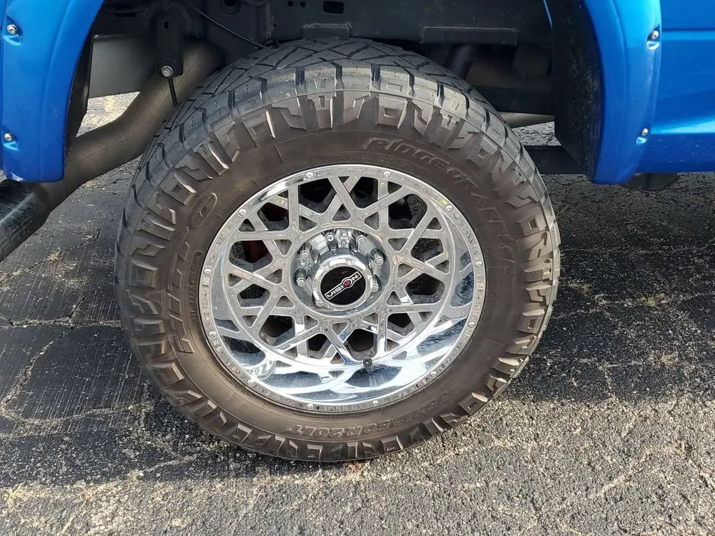 2022 /Black Ram 2500 Laramie (3C6UR5FL3NG) with an 6 Cyl, 6.7L engine, 6-speed automatic transmission, located at 6064 Gull Rd, Kalamazoo, MI, 49048, (269) 222-0088, 42.328388, -85.512924 - **Unleash Your Adventure with the 2022 Ram 2500 Laramie Diesel Perfect for Every Task!**<br /> <br /> Are you ready to elevate your driving experience? Whether you're a weekend warrior heading off the beaten path, a dedicated tradesperson hauling heavy loads, or a family seeking the perfect blend o - Photo#5