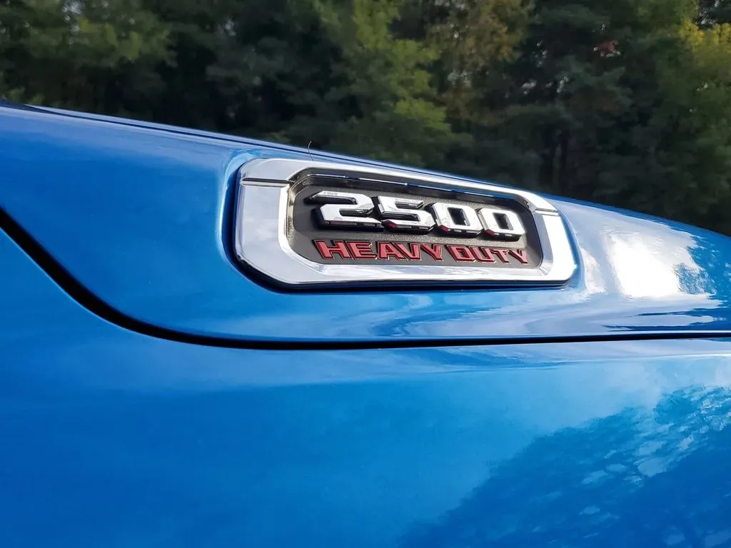 2022 /Black Ram 2500 Laramie (3C6UR5FL3NG) with an 6 Cyl, 6.7L engine, 6-speed automatic transmission, located at 6064 Gull Rd, Kalamazoo, MI, 49048, (269) 222-0088, 42.328388, -85.512924 - **Unleash Your Adventure with the 2022 Ram 2500 Laramie Diesel Perfect for Every Task!**<br /> <br /> Are you ready to elevate your driving experience? Whether you're a weekend warrior heading off the beaten path, a dedicated tradesperson hauling heavy loads, or a family seeking the perfect blend o - Photo#8