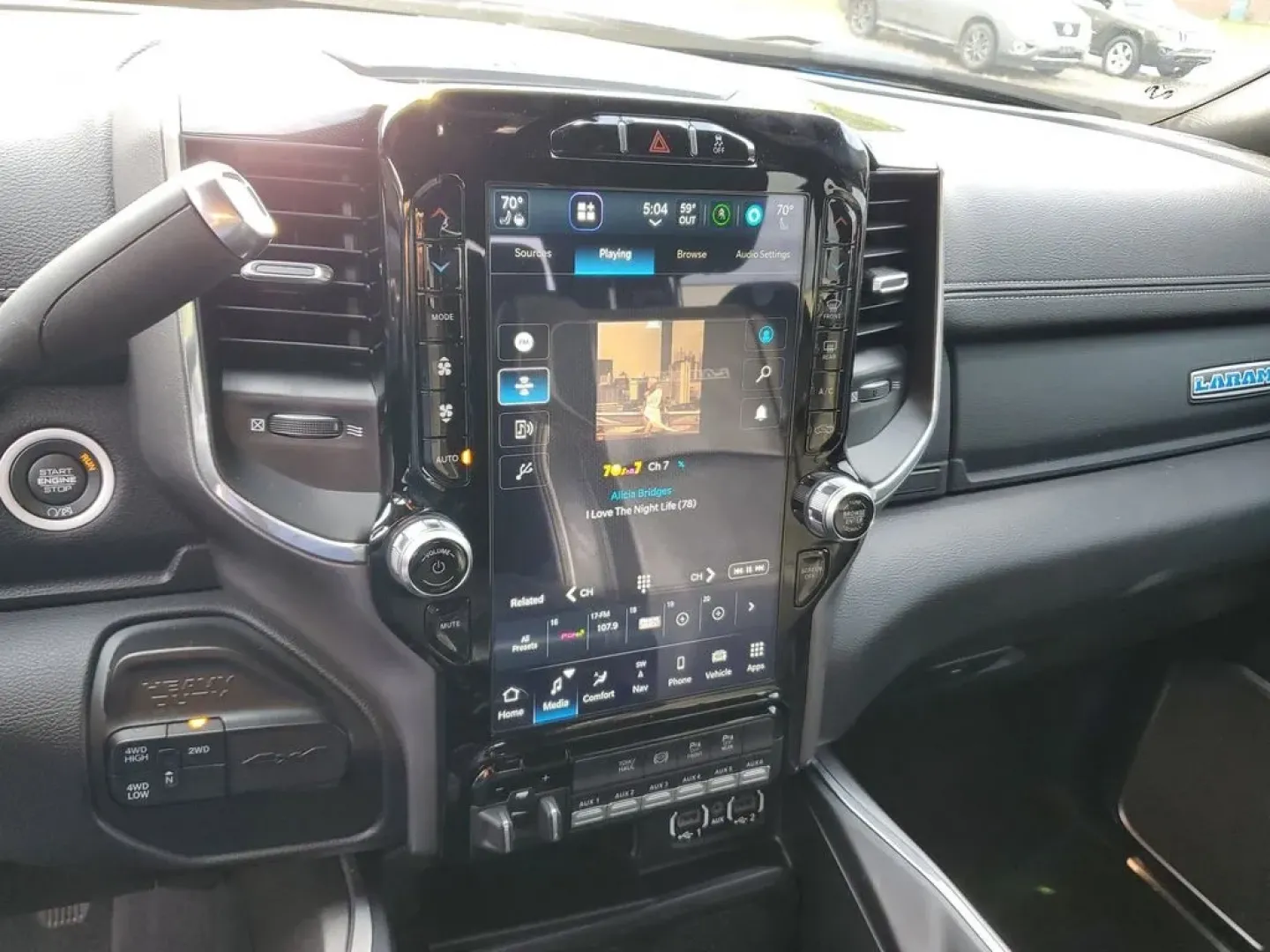 2022 /Black Ram 2500 Laramie (3C6UR5FL3NG) with an 6 Cyl, 6.7L engine, 6-speed automatic transmission, located at 6064 Gull Rd, Kalamazoo, MI, 49048, (269) 222-0088, 42.328388, -85.512924 - **Unleash Your Adventure with the 2022 Ram 2500 Laramie Diesel Perfect for Every Task!**<br /> <br /> Are you ready to elevate your driving experience? Whether you're a weekend warrior heading off the beaten path, a dedicated tradesperson hauling heavy loads, or a family seeking the perfect blend o - Photo#25