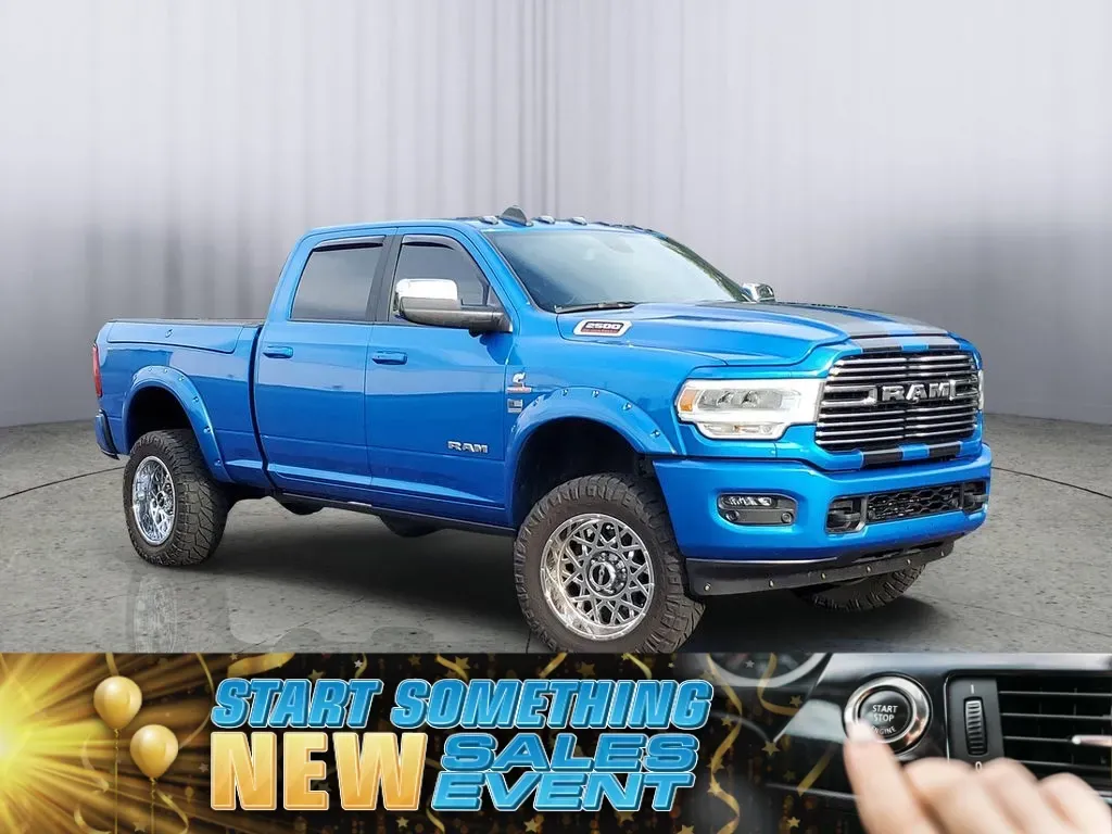 2022 /Black Ram 2500 Laramie (3C6UR5FL3NG) with an 6 Cyl, 6.7L engine, 6-speed automatic transmission, located at 6064 Gull Rd, Kalamazoo, MI, 49048, (269) 222-0088, 42.328388, -85.512924 - **Unleash Your Adventure with the 2022 Ram 2500 Laramie Diesel Perfect for Every Task!**<br /> <br /> Are you ready to elevate your driving experience? Whether you're a weekend warrior heading off the beaten path, a dedicated tradesperson hauling heavy loads, or a family seeking the perfect blend o - Photo#0