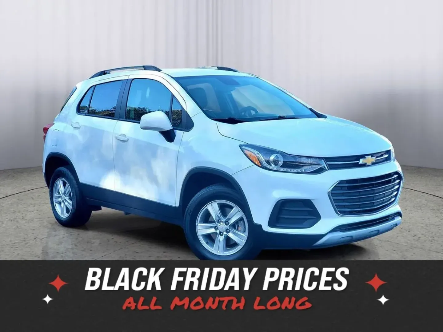 2022 /Jet Black Chevrolet Trax LT (KL7CJPSM8NB) with an 4 Cyl, 1.4L engine, 6-speed automatic transmission, located at 6064 Gull Rd, Kalamazoo, MI, 49048, (269) 222-0088, 42.328388, -85.512924 - **Discover Your Next Adventure in a 2022 Chevrolet Trax LT at AutoMaxx - Kalamazoo!**<br /> <br /> Are you looking for the perfect vehicle to complement your on-the-go lifestyle? Whether it's for daily commutes, weekend getaways, or family outings, the 2022 Chevrolet Trax LT is designed to deliver v - Photo#0