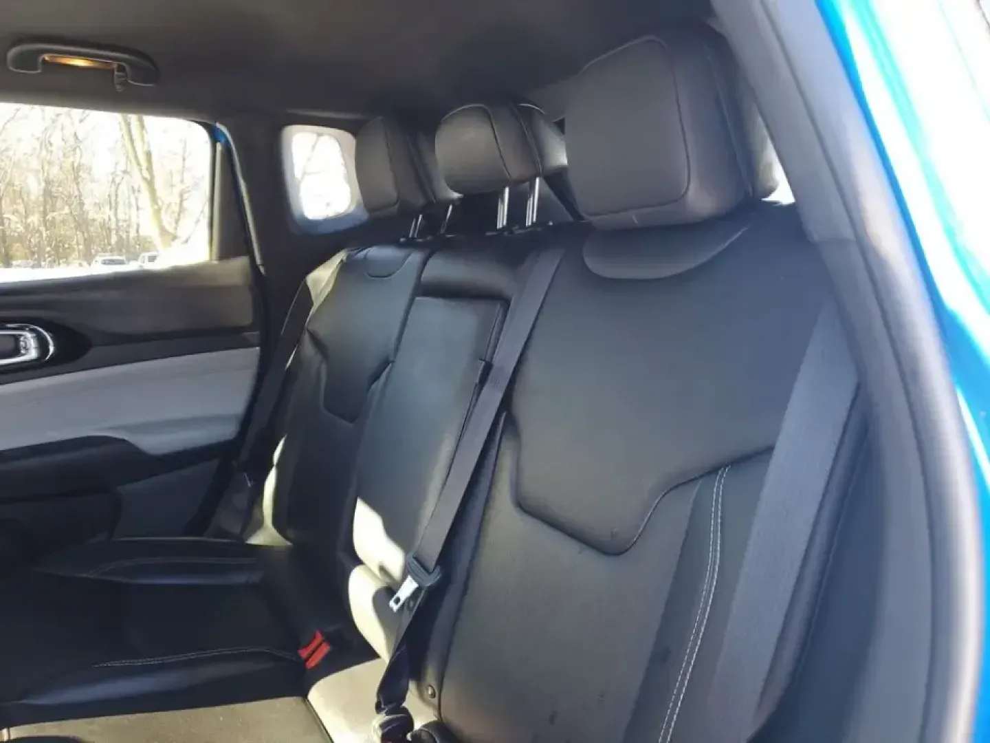 2025 /Black Jeep Compass Limited (3C4NJDCNXST) with an 4 Cyl, 2.0L engine, 8-speed automatic transmission, located at 6064 Gull Rd, Kalamazoo, MI, 49048, (269) 222-0088, 42.328388, -85.512924 - Pack up for a Lake Michigan weekend, tackle snowy I-94 commutes, or run the daily school-and-groceries loop around Kalamazoo-this 2025 Jeep Compass Limited 4WD is built for real-life Michigan driving with the comfort and tech that makes every mile feel easier. With its eye-catching Hydro Blue Pearlc- Photo#8