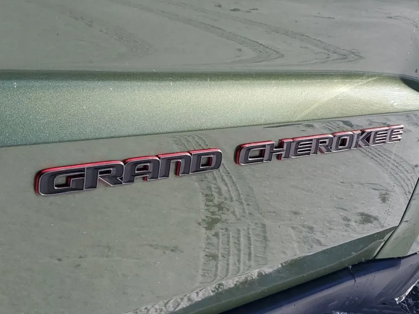 2021 /Black w/Ruby Red Accent Stitching Jeep Grand Cherokee Trailhawk (1C4RJFLG7MC) with an V6, 3.6L engine, 8-speed automatic transmission, located at 6064 Gull Rd, Kalamazoo, MI, 49048, (269) 222-0088, 42.328388, -85.512924 - **Conquer the Roads with the 2021 Jeep Grand Cherokee Trailhawk at AutoMaxx - Kalamazoo!**<br /> <br /> Are you ready to elevate your adventures? Whether you're navigating city streets or tackling rugged terrains for weekend escapades, the 2021 Jeep Grand Cherokee Trailhawk is your ticket to an exhi - Photo#6
