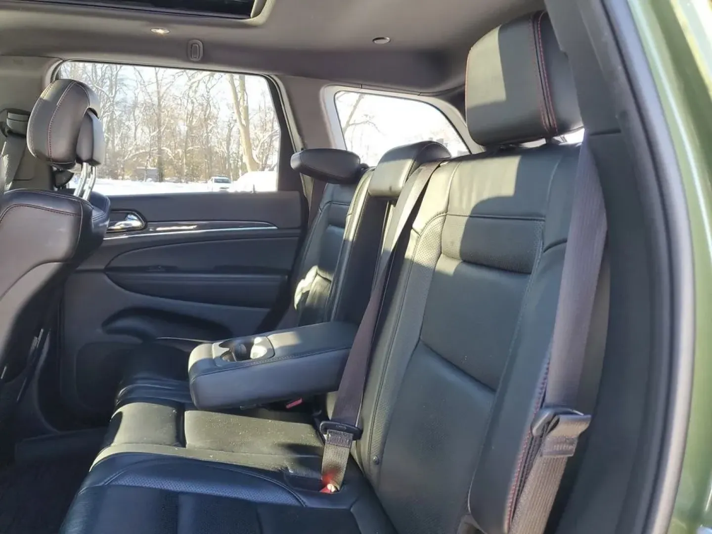 2021 /Black w/Ruby Red Accent Stitching Jeep Grand Cherokee Trailhawk (1C4RJFLG7MC) with an V6, 3.6L engine, 8-speed automatic transmission, located at 6064 Gull Rd, Kalamazoo, MI, 49048, (269) 222-0088, 42.328388, -85.512924 - **Conquer the Roads with the 2021 Jeep Grand Cherokee Trailhawk at AutoMaxx - Kalamazoo!**<br /> <br /> Are you ready to elevate your adventures? Whether you're navigating city streets or tackling rugged terrains for weekend escapades, the 2021 Jeep Grand Cherokee Trailhawk is your ticket to an exhi - Photo#10