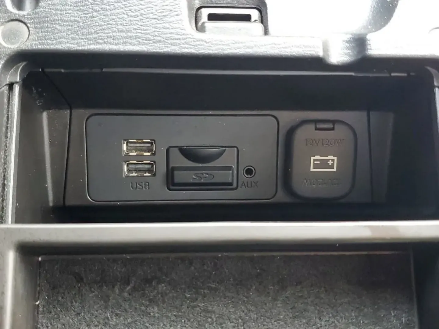 2014 /Almond Mazda Mazda3 s Grand Touring (JM1BM1M30E1) with an 4 Cyl, 2.5L engine, 6-speed automatic transmission, located at 6064 Gull Rd, Kalamazoo, MI, 49048, (269) 222-0088, 42.328388, -85.512924 - **Experience the Thrill of Driving with This 2014 Mazda3 Perfect for Your Active Lifestyle!**<br /> <br /> Are you ready to elevate your daily commute or weekend getaways? Look no further than this stunning 2014 Mazda3 s Grand Touring, a pre-owned gem waiting for its next adventure! With its sporty - Photo#27