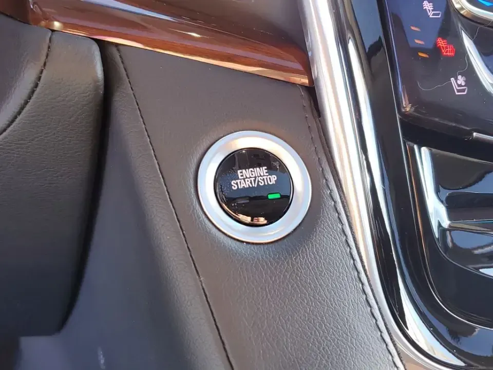 2020 /Jet Black Cadillac Escalade Premium Luxury (1GYS3CKJ6LR) with an V8, 6.2L engine, 10-speed automatic transmission, located at 6064 Gull Rd, Kalamazoo, MI, 49048, (269) 222-0088, 42.328388, -85.512924 - **Experience Luxury and Versatility with the 2020 Cadillac Escalade at AutoMaxx Kalamazoo!**<br /> <br /> Are you ready to elevate your driving experience while accommodating your growing family or embarking on weekend adventures? Look no further than this stunning 2020 Cadillac Escalade, available - Photo#24