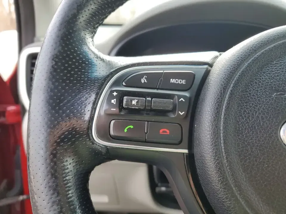 2018 /Gray Kia Sportage SX Turbo (KNDPRCA68J7) with an 4 Cyl, 2.0L engine, 6-speed automatic transmission, located at 6064 Gull Rd, Kalamazoo, MI, 49048, (269) 222-0088, 42.328388, -85.512924 - **Adventure Awaits with the 2018 Kia Sportage SX Turbo at AutoMaxx - Kalamazoo!**<br /> <br /> If you're searching for the perfect blend of style, comfort, and functionality, look no further than the 2018 Kia Sportage SX Turbo. Ideal for weekend getaways or daily commutes, this pre-owned SUV is read - Photo#21